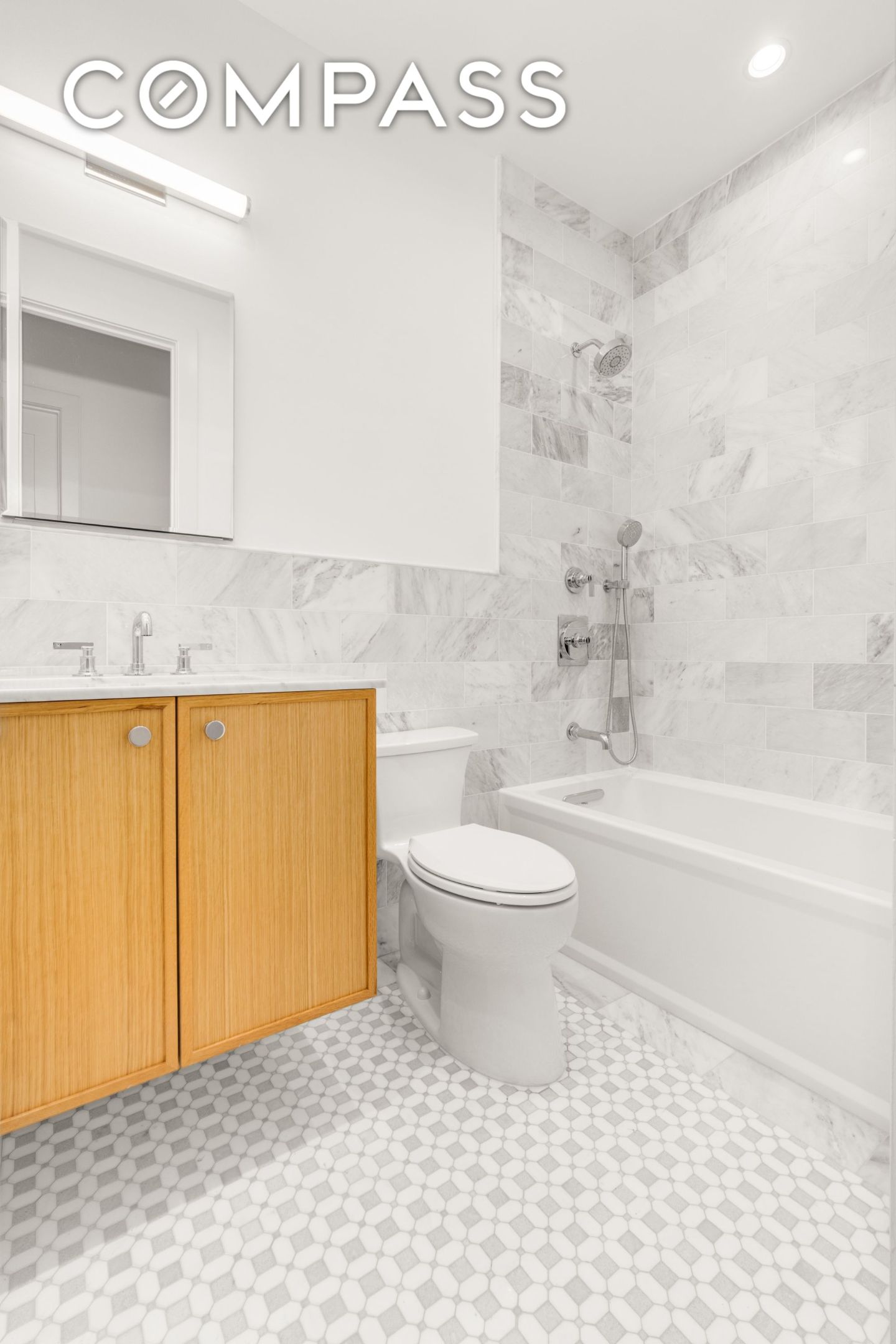 #13 photo, 347 6th Avenue, הברונקס Park Slope , NY 11215