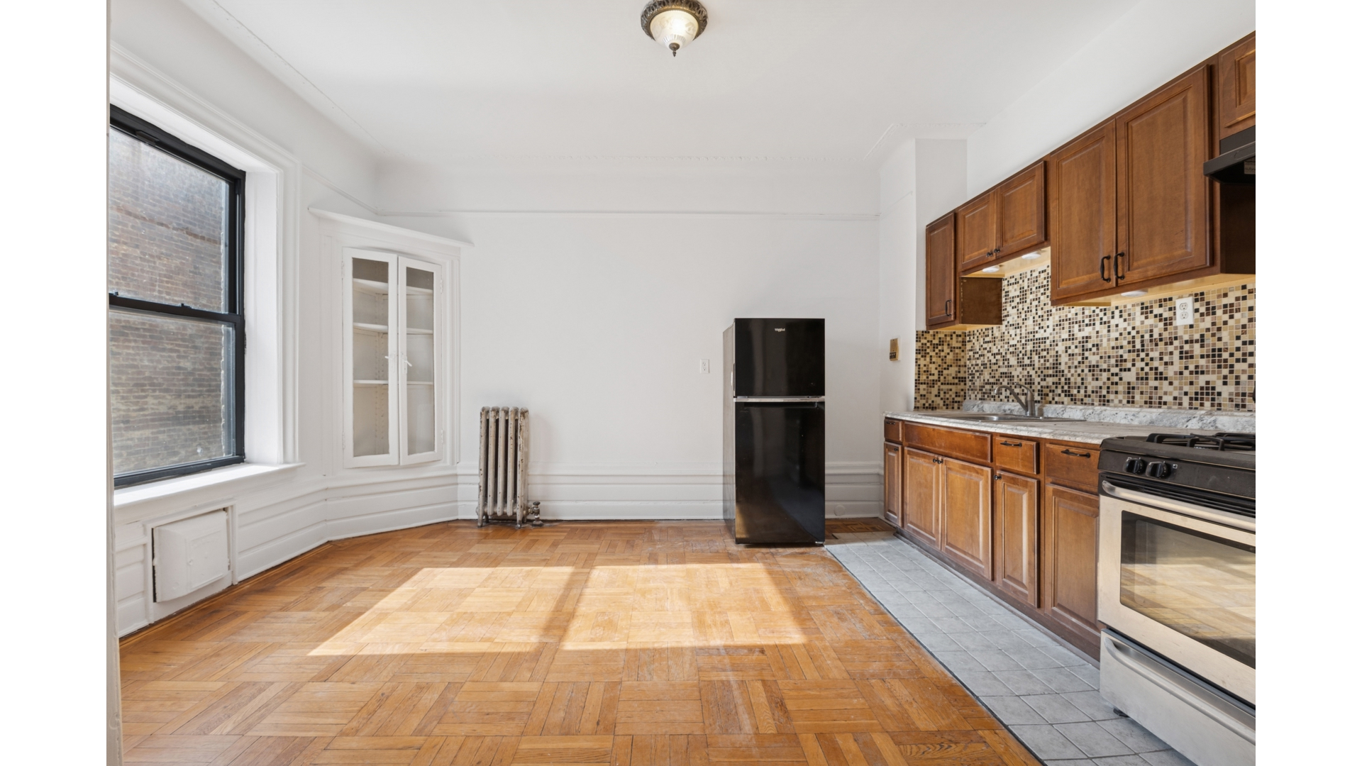 #7 photo, 305 8TH Avenue, Park Slope , NY 11215