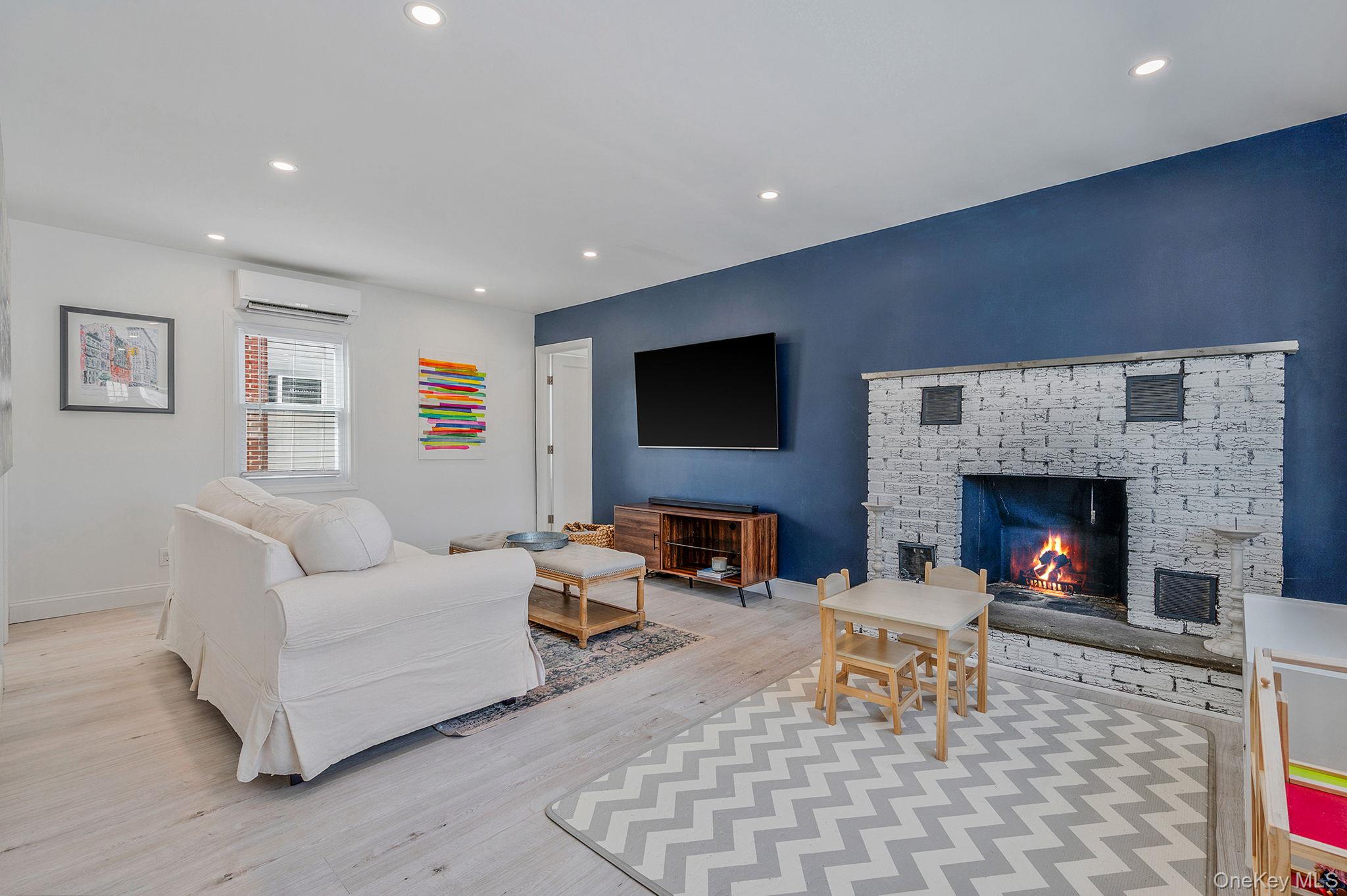 #7 photo, 1972 Russell Street, North Bellmore , NY 11710