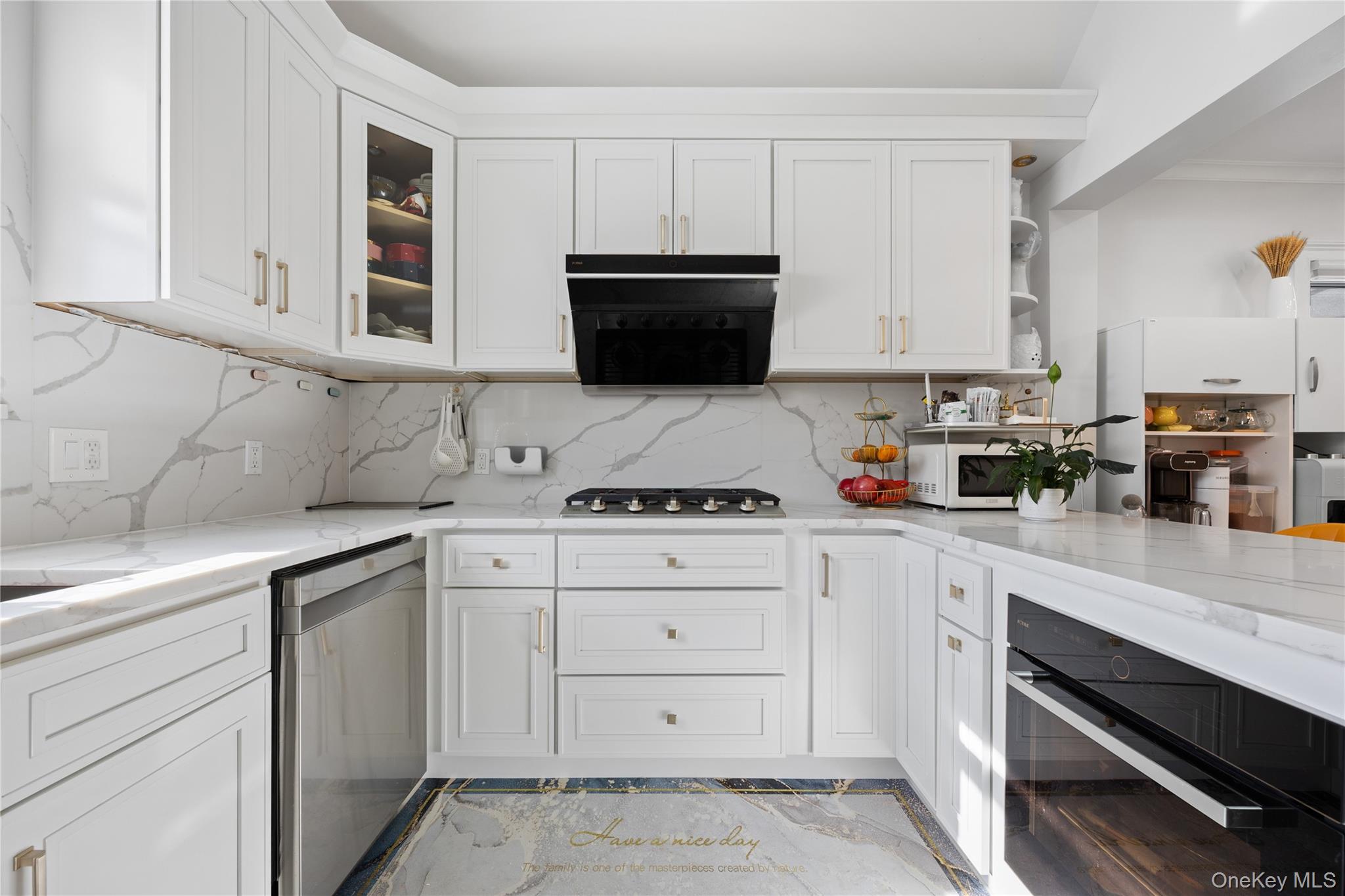 #10 photo, 163-40 19th Avenue, Whitestone , NY 11357