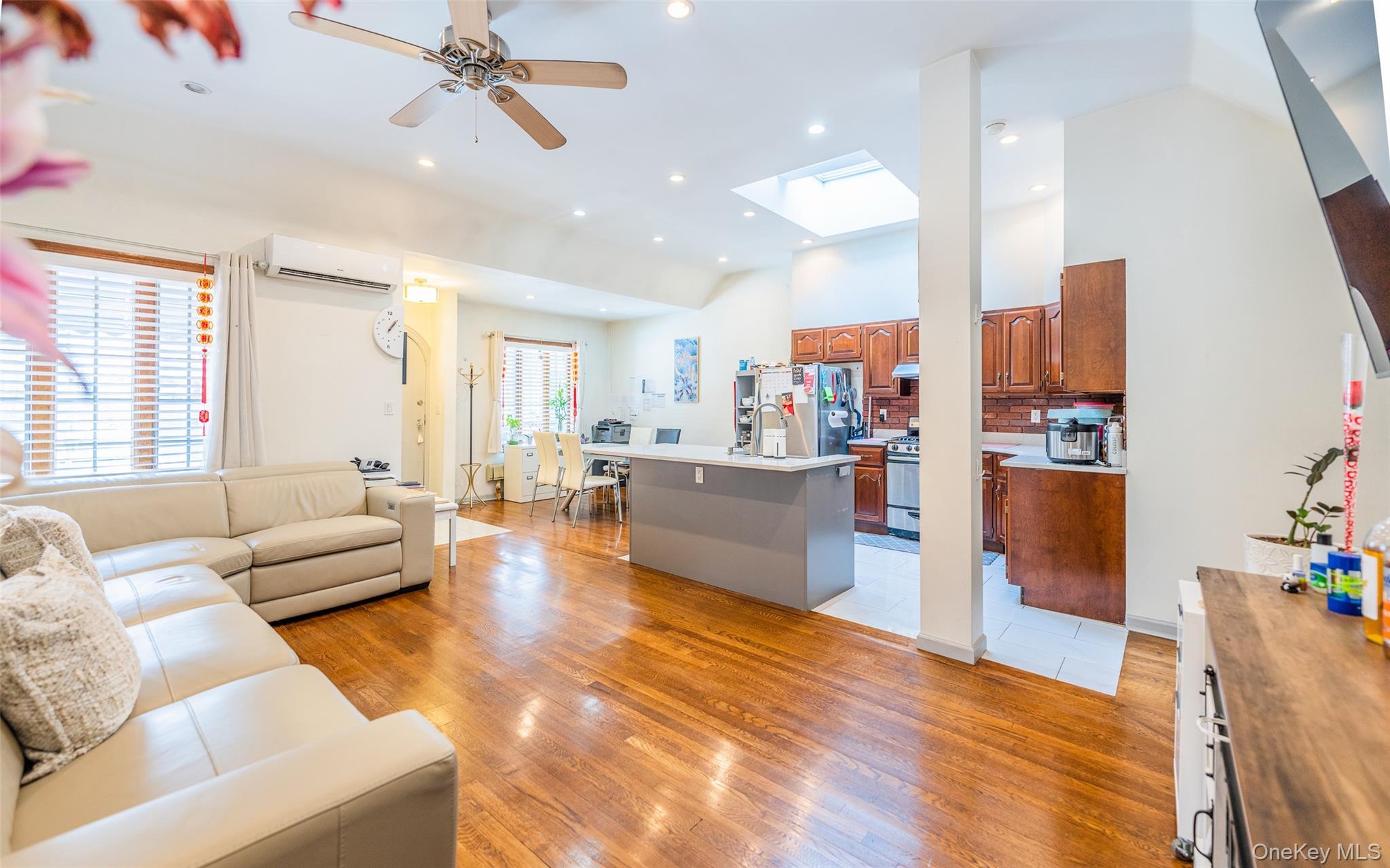 #3 photo, 53-74 62 Street, 皇后區 Maspeth , NY 11378