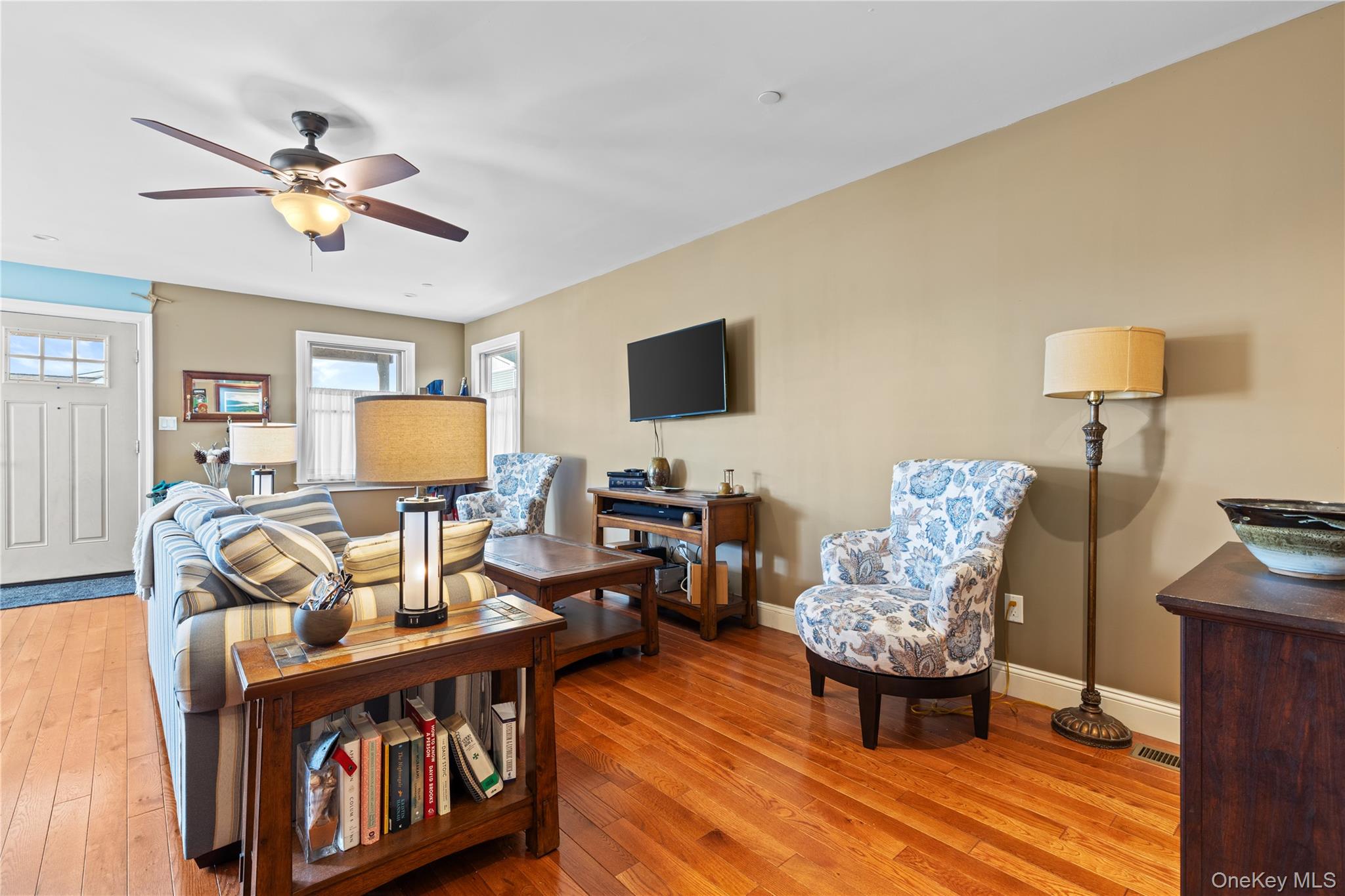 #3 photo, 62 Delaware Avenue, Long Beach , NY 11561