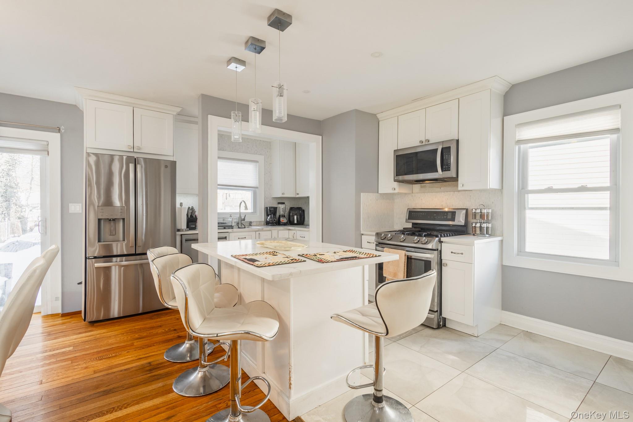 #8 photo, 50 Acorn Terrace, New Rochelle , NY 10801