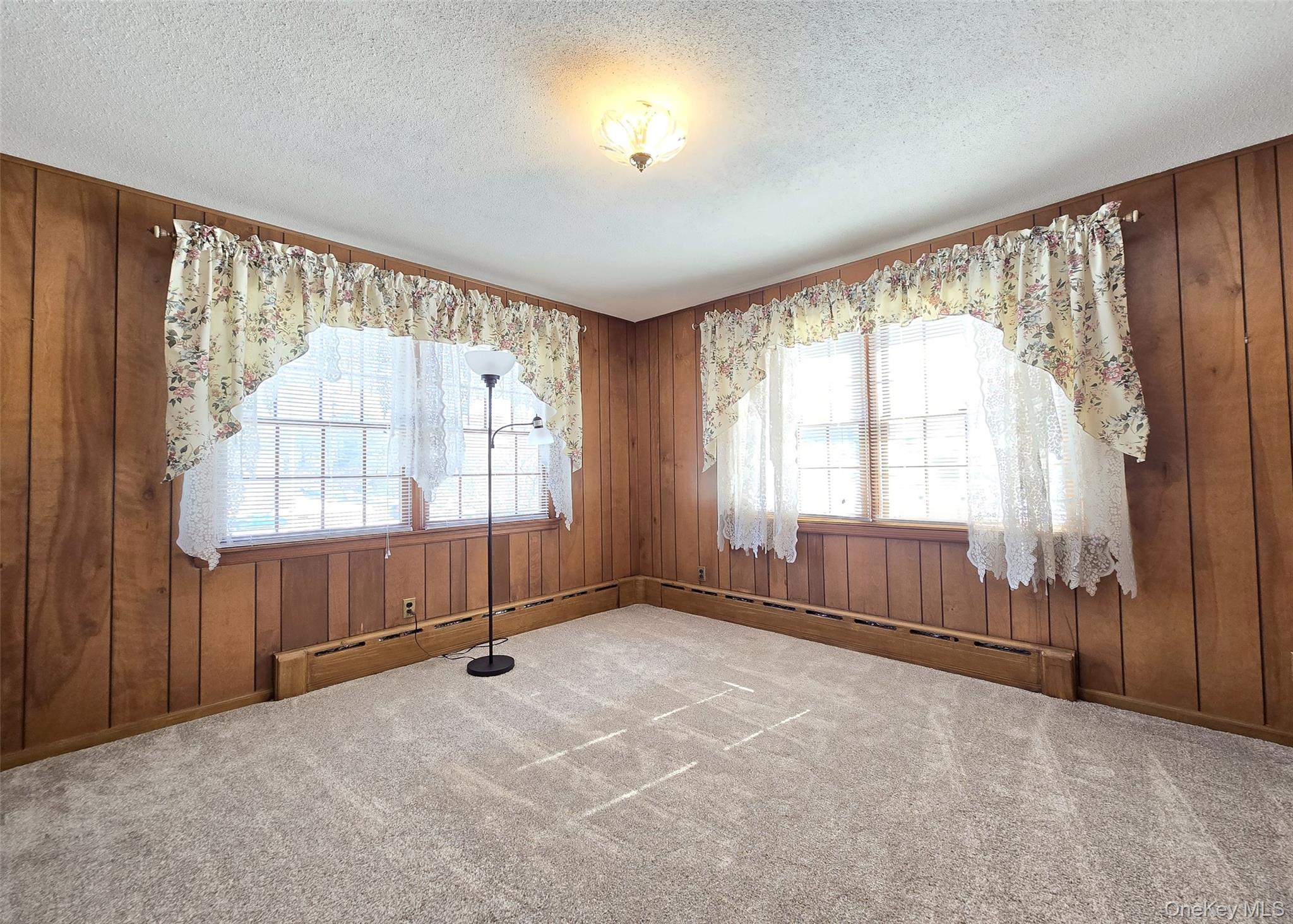 #9 photo, 77 Jamaica Avenue, Holtsville , NY 11742