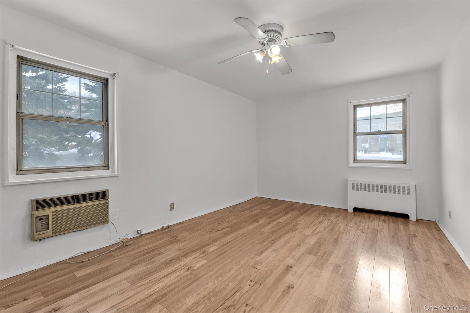 #12 photo, 251-16 58th Avenue, Little Neck , NY 11362