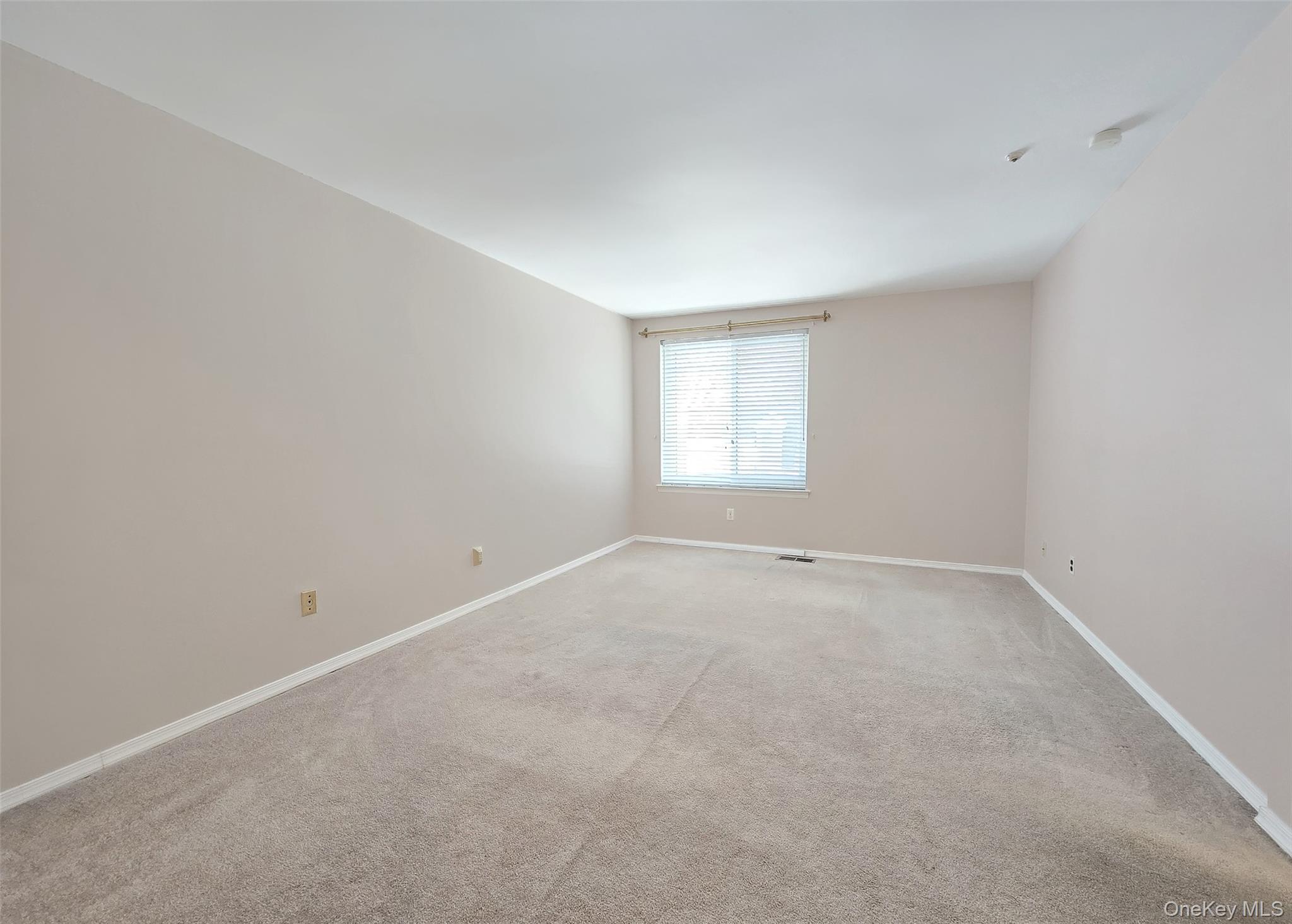 #10 photo, 107 Glen Hollow Drive, Port Jefferson Station , NY 11776