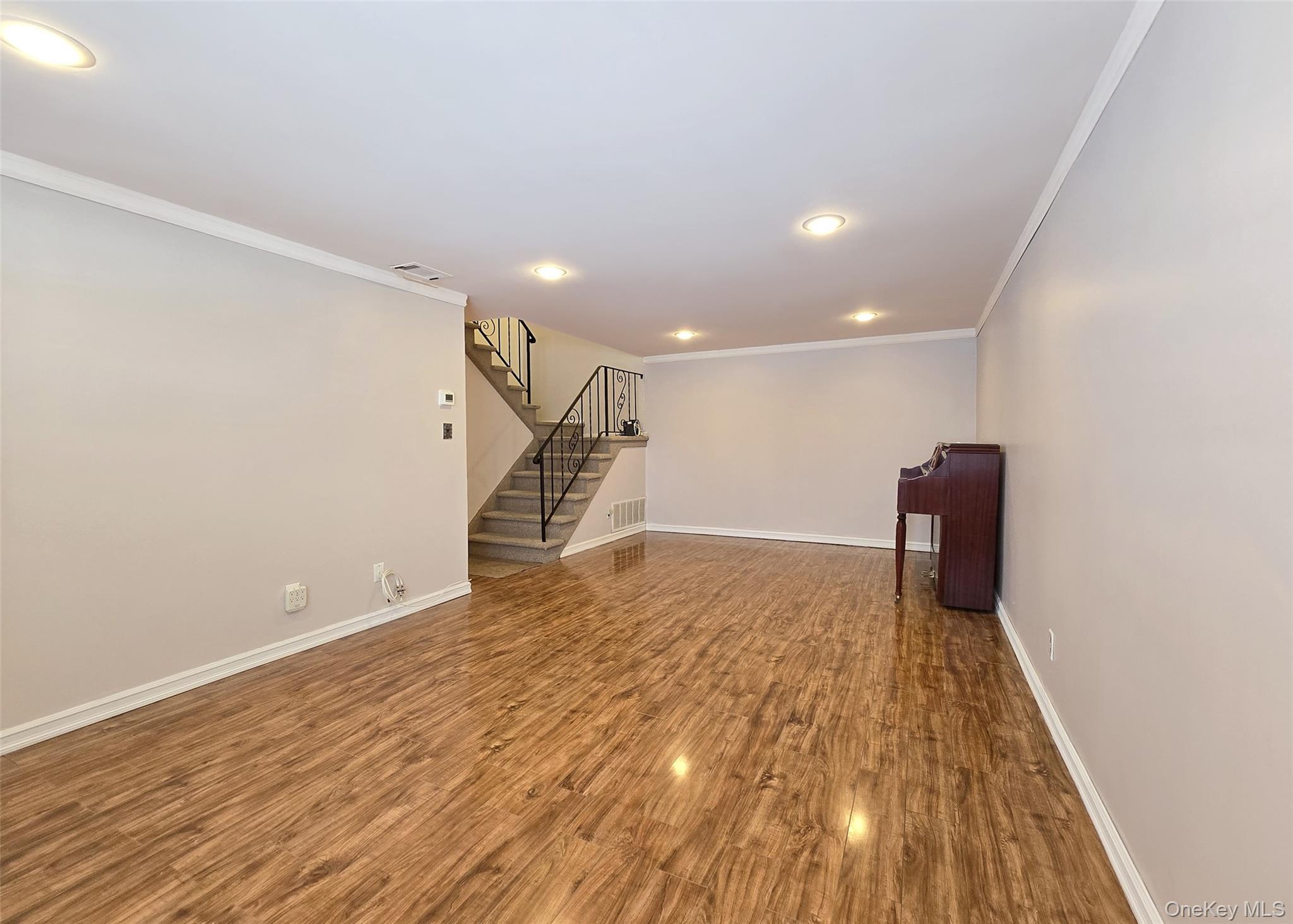 #3 photo, 107 Glen Hollow Drive, Port Jefferson Station , NY 11776