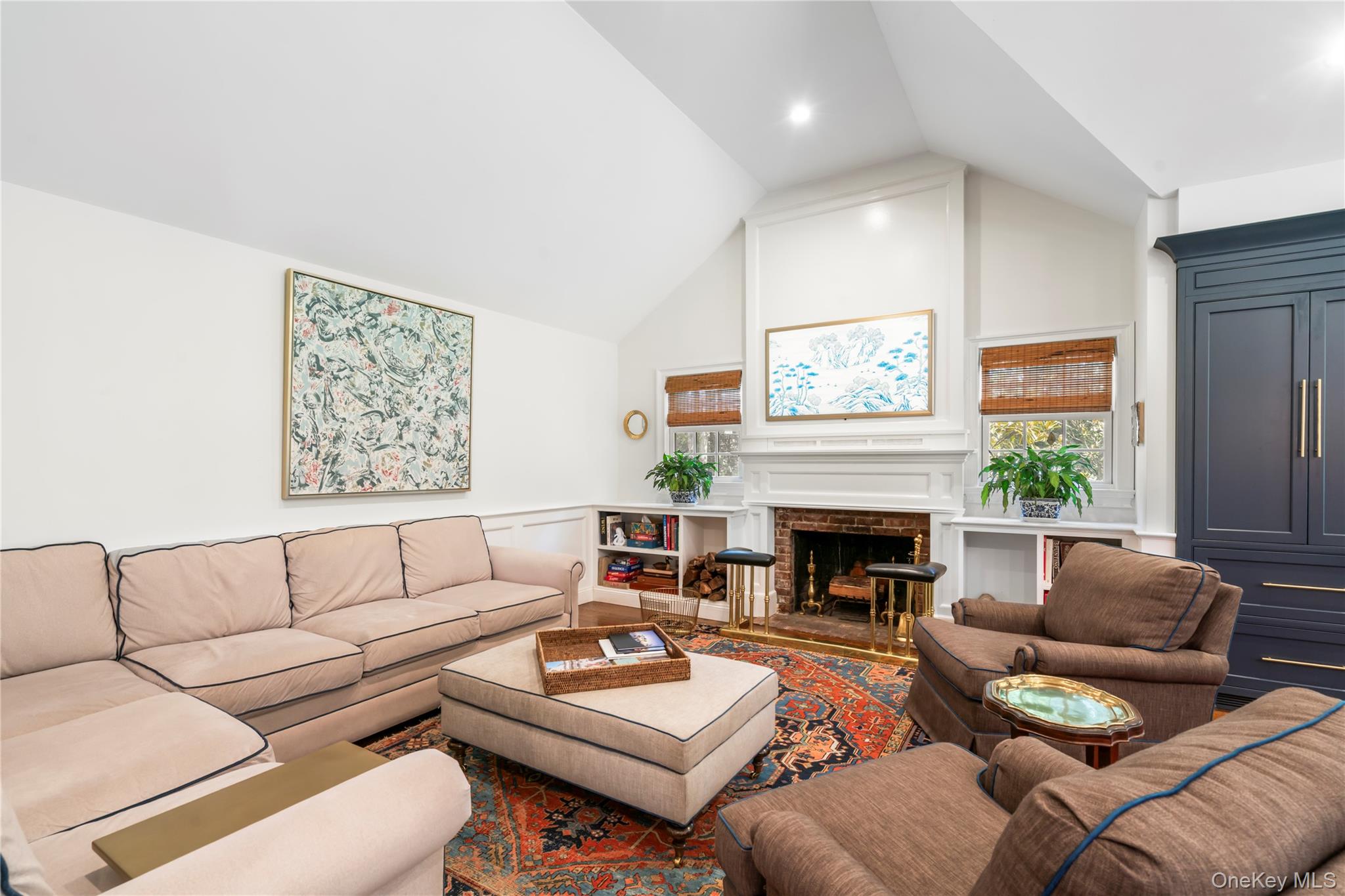 #11 photo, 10 Middle Hollow Road, Lloyd Harbor , NY 11743