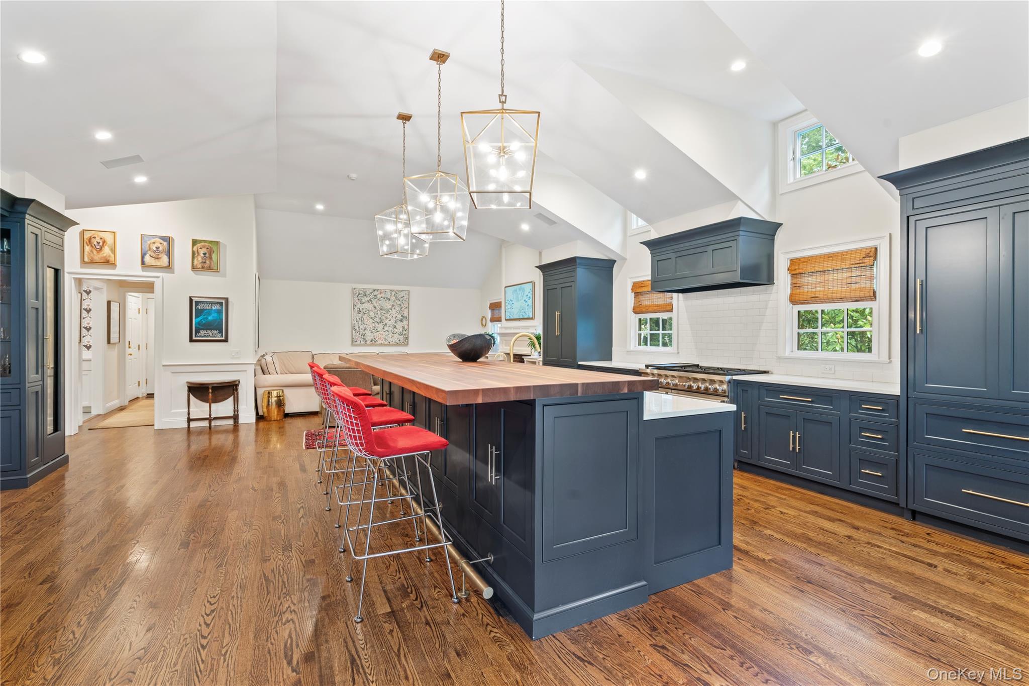 #14 photo, 10 Middle Hollow Road, Lloyd Harbor , NY 11743