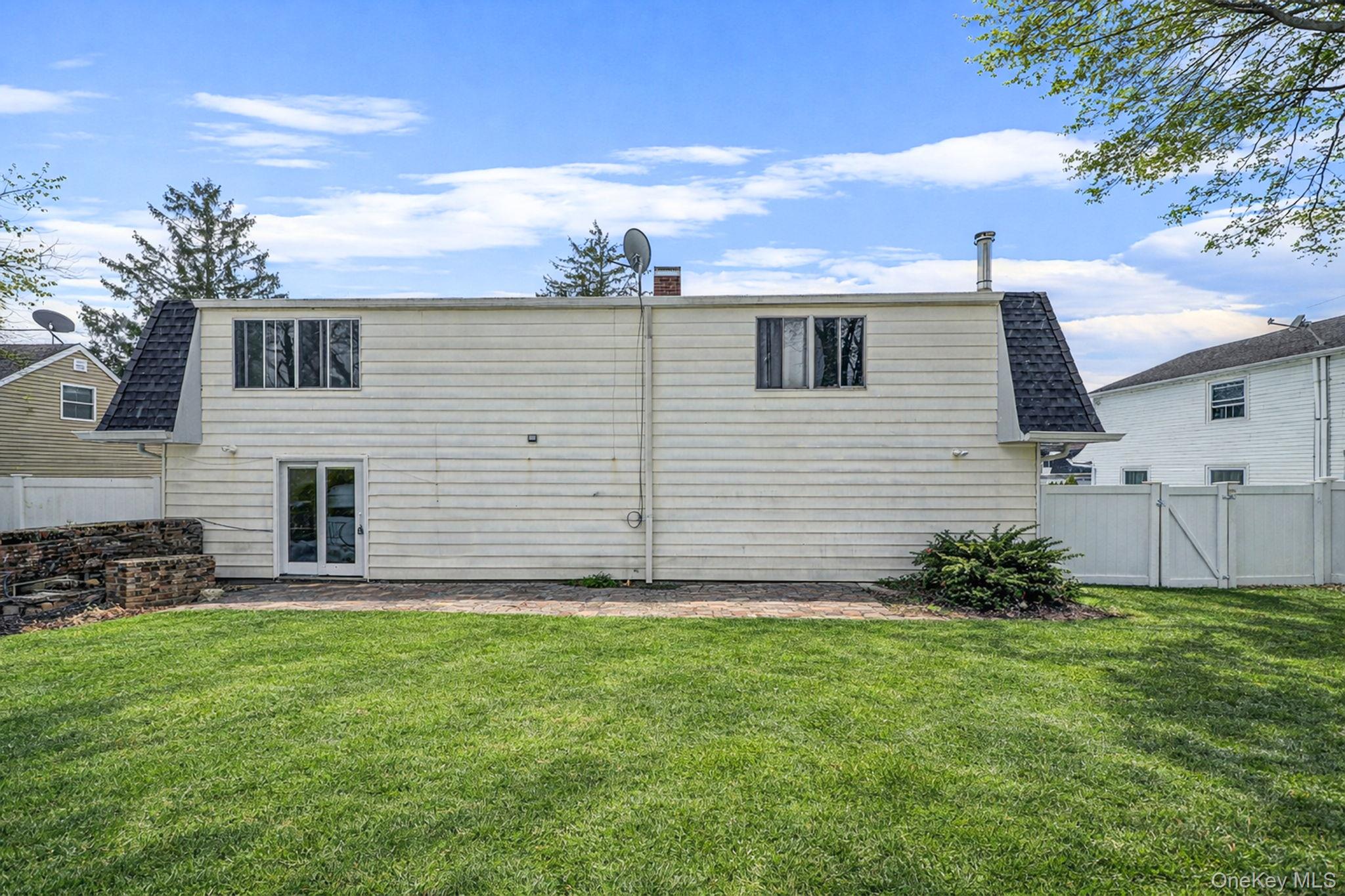 #14 photo, 22 Meyer Lane, Medford , NY 11763