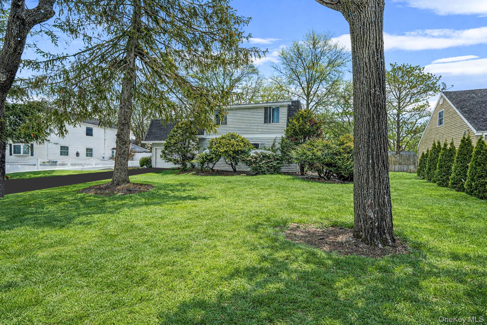 #5 photo, 22 Meyer Lane, Medford , NY 11763