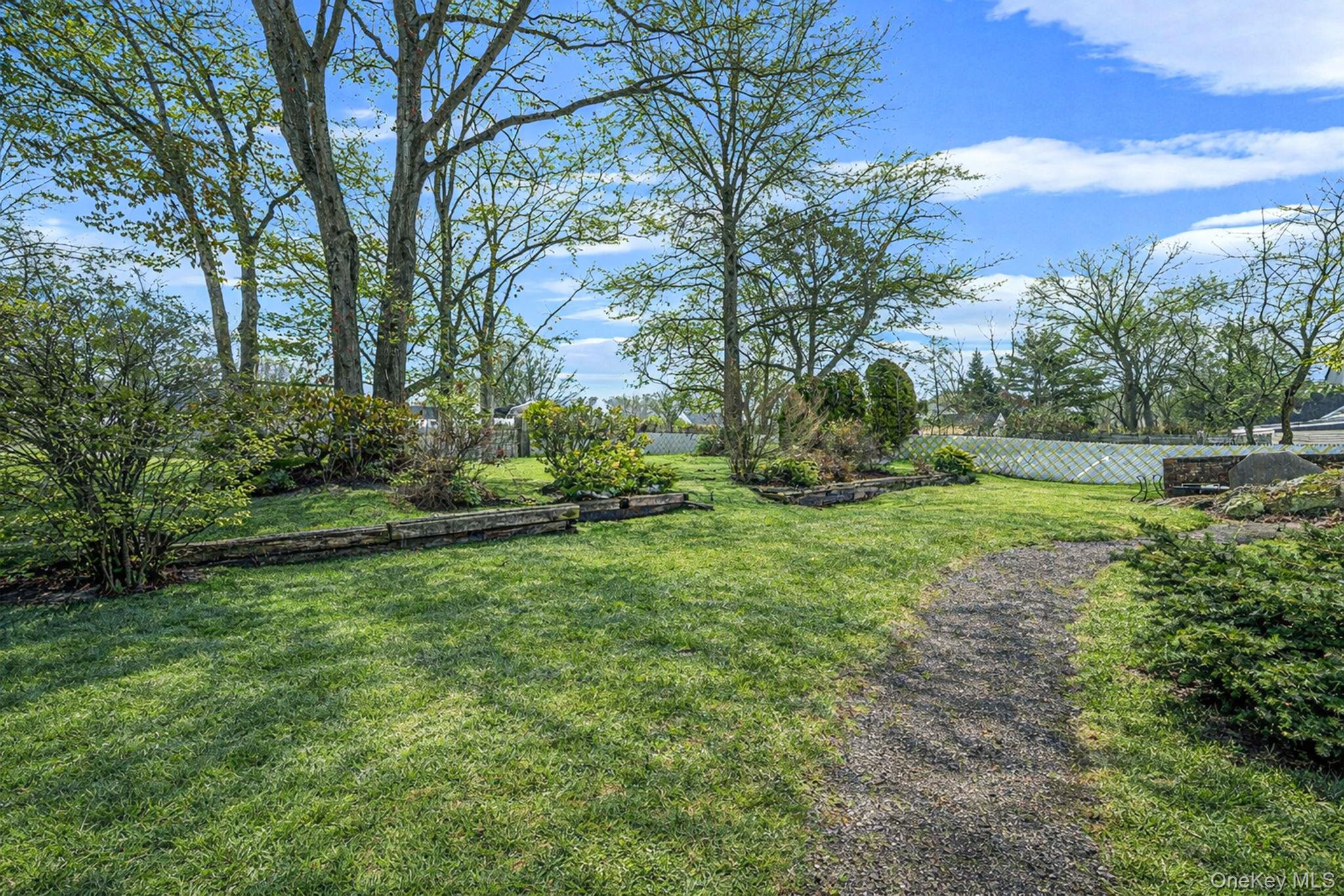 #9 photo, 22 Meyer Lane, Medford , NY 11763