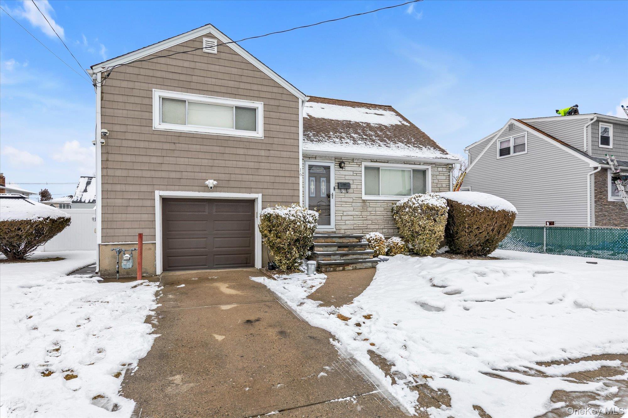 #2 photo, 16 Layton Street, Freeport , NY 11520