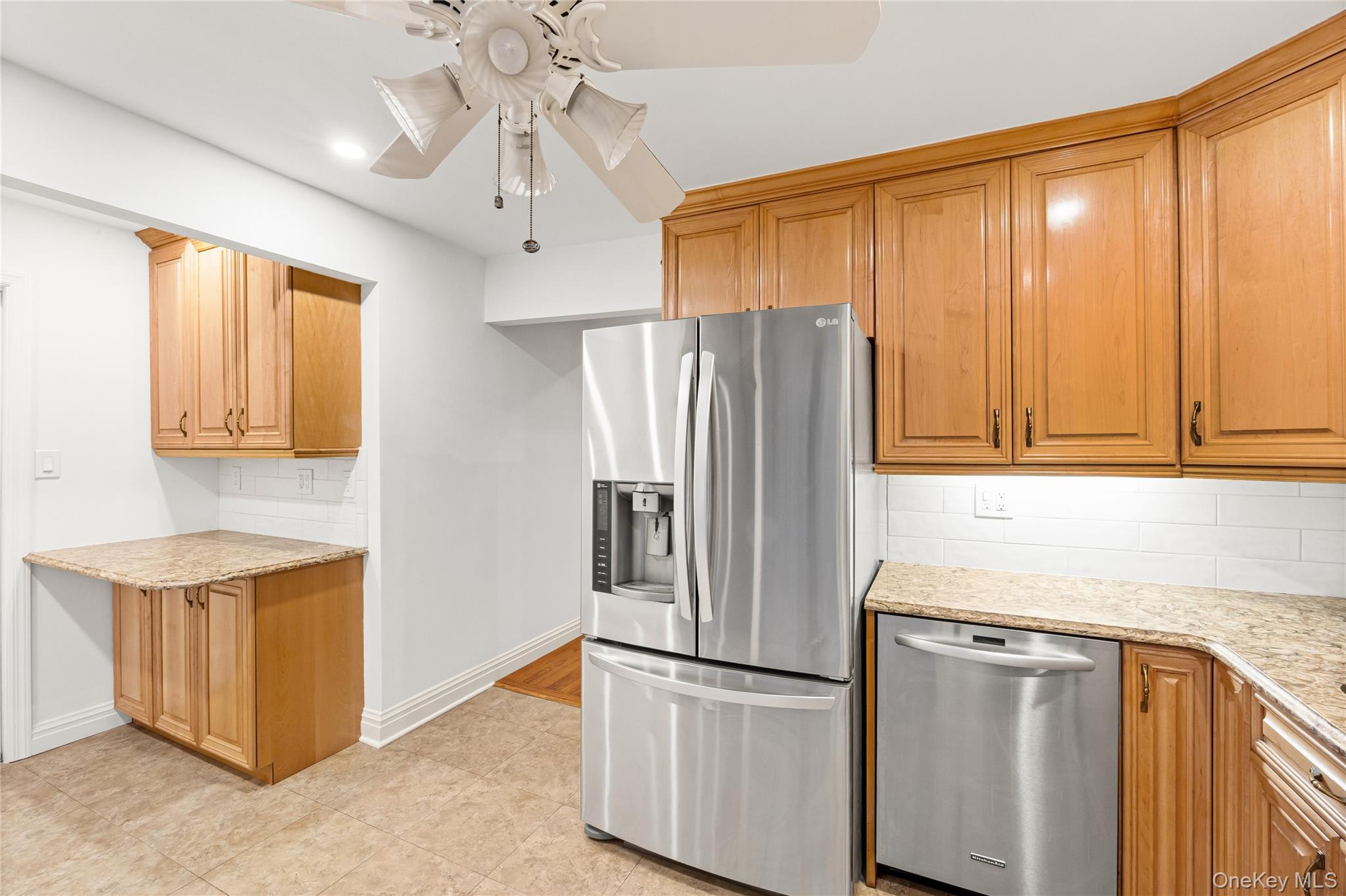 #19 photo, 3451 3rd Street, 长岛 Oceanside , NY 11572