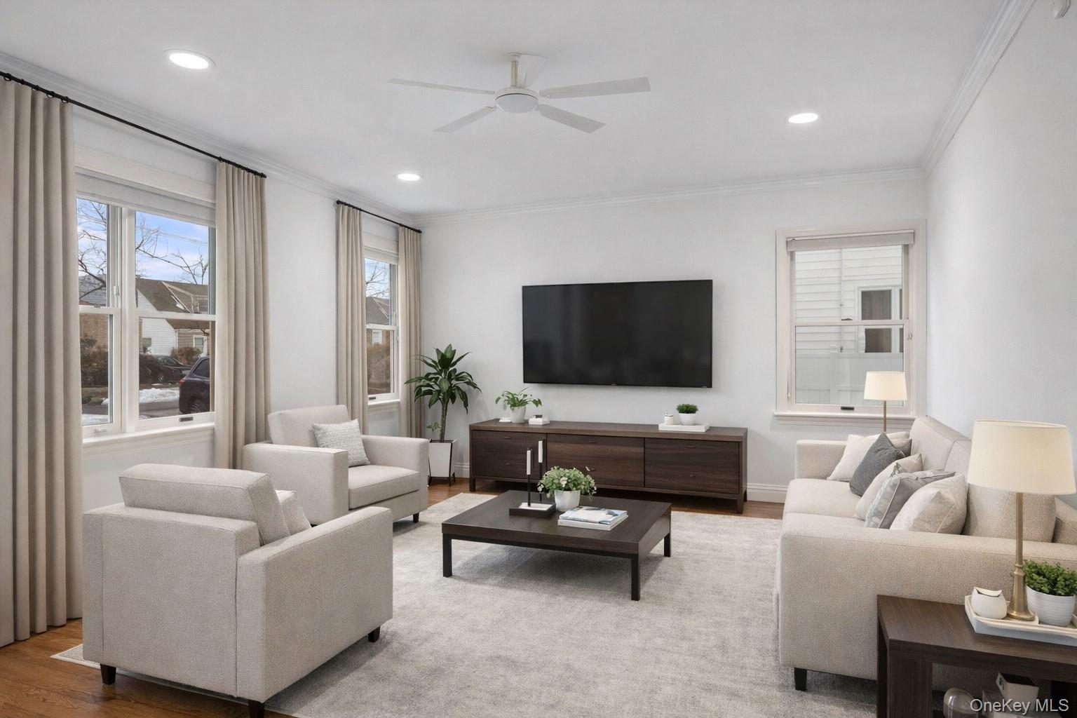 #6 photo, 3451 3rd Street, 长岛 Oceanside , NY 11572