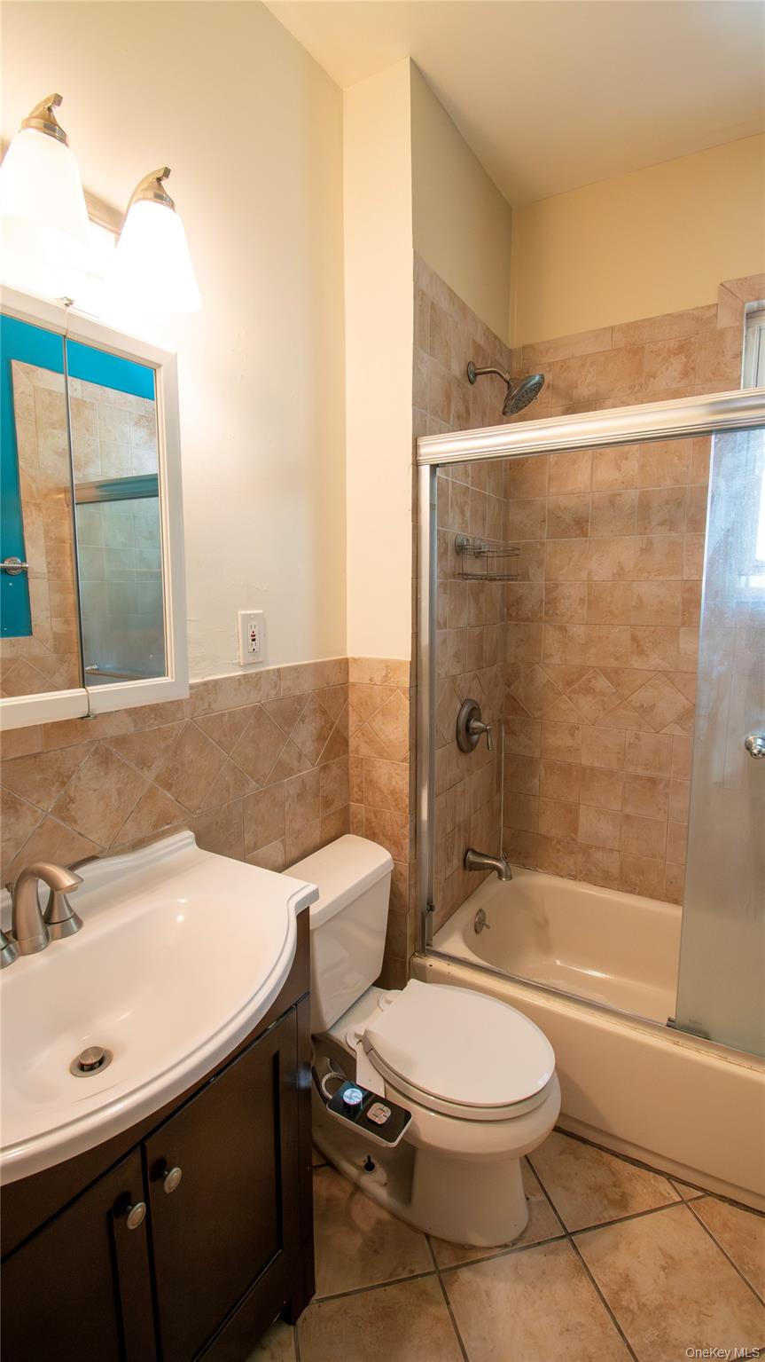 #16 photo, 840 Seaman Avenue, 롱 아일랜드 Baldwin , NY 11510