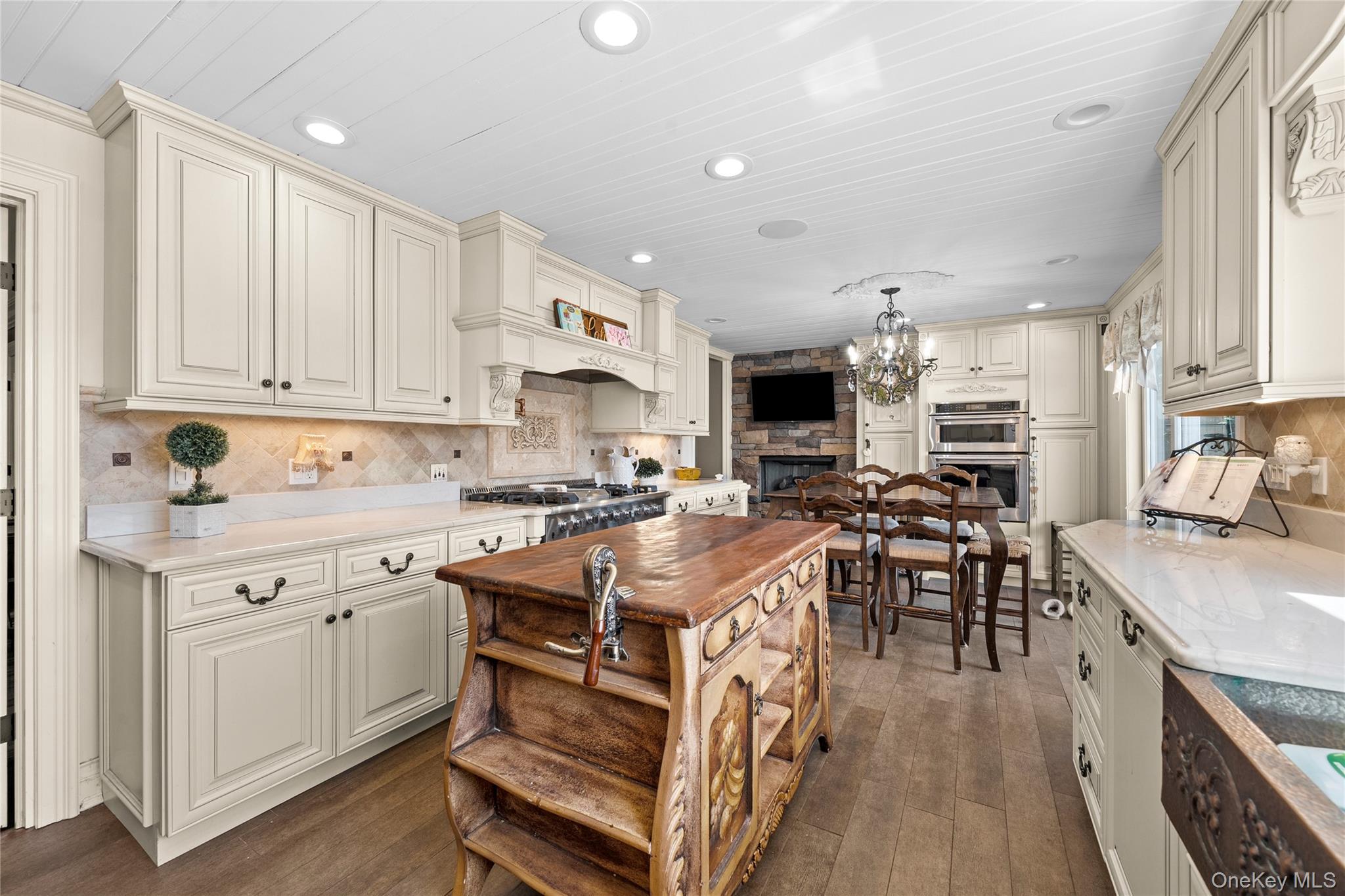 #5 photo, 24 Lebrun Avenue, Саффолк ‖ Amityville , NY 11701