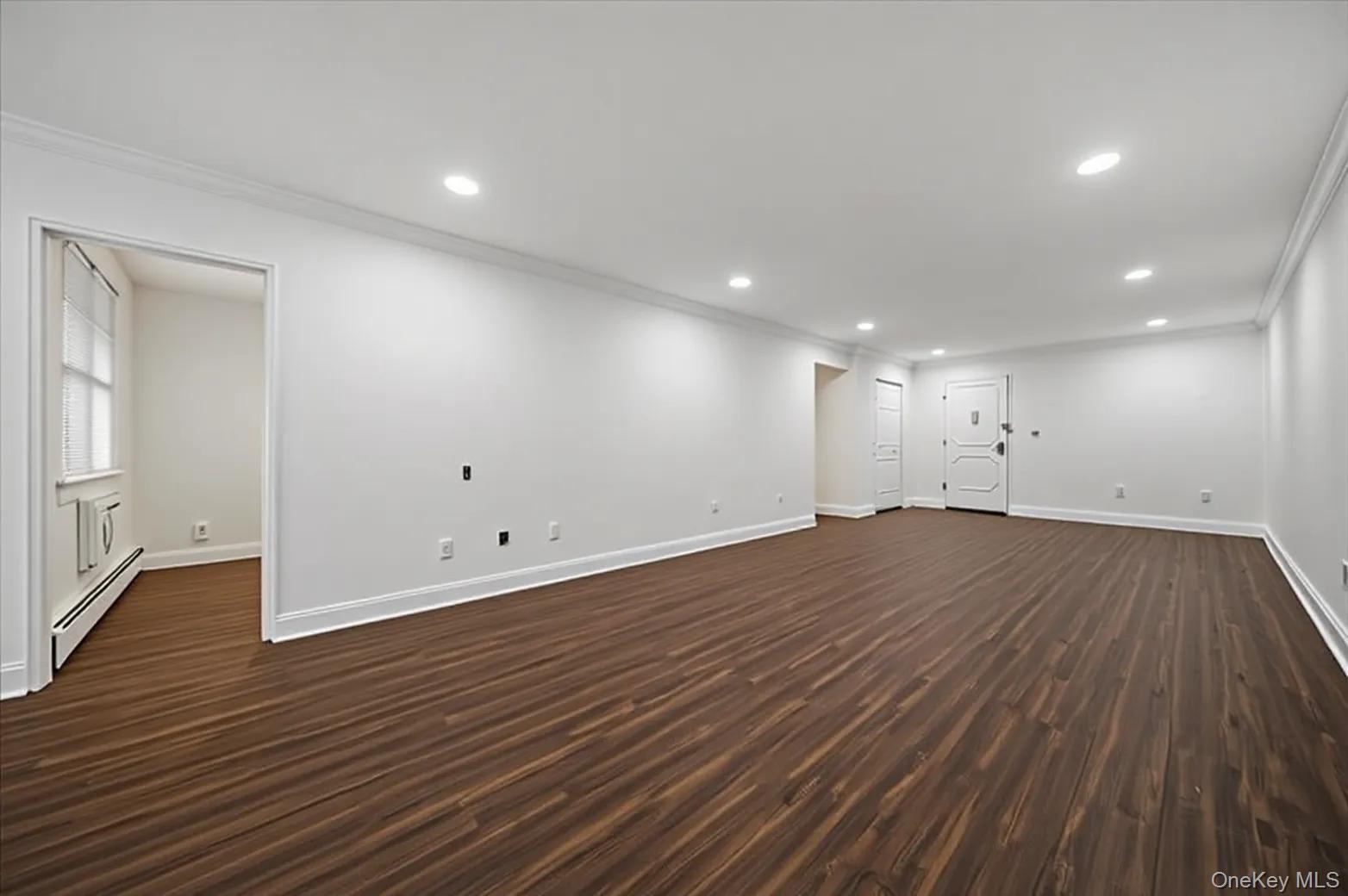 #6 photo, 25 Chapel Place, নাসাউ কাউন্টি Great Neck , NY 11021