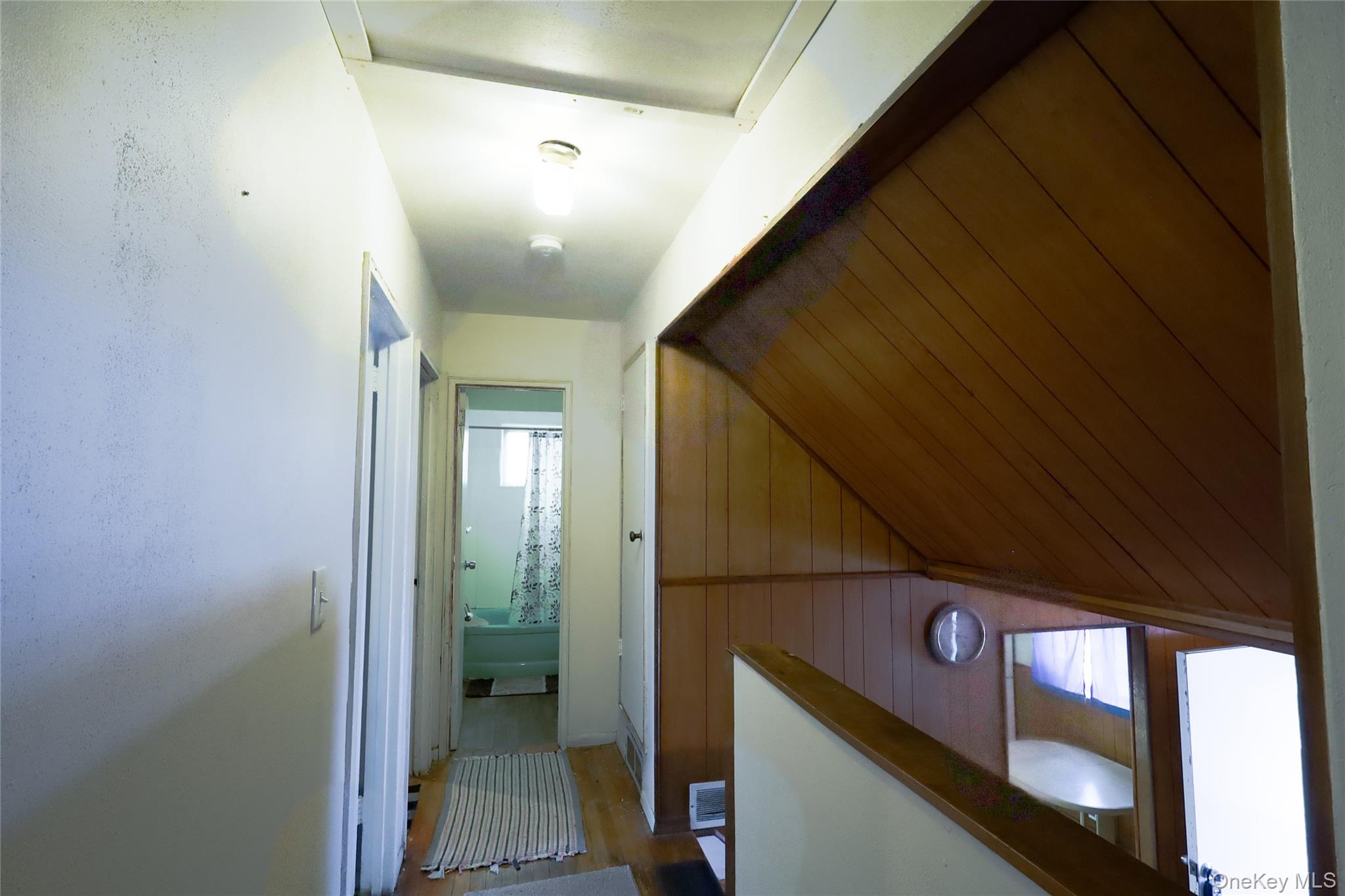 #8 photo, 38A Champlain Street, سوفولك Port Jefferson Station , NY 11776