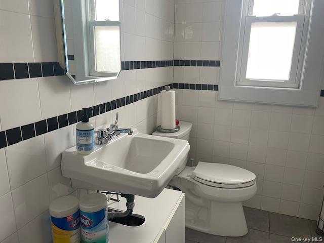 #13 photo, 15 Ives Road, Hewlett , NY 11557