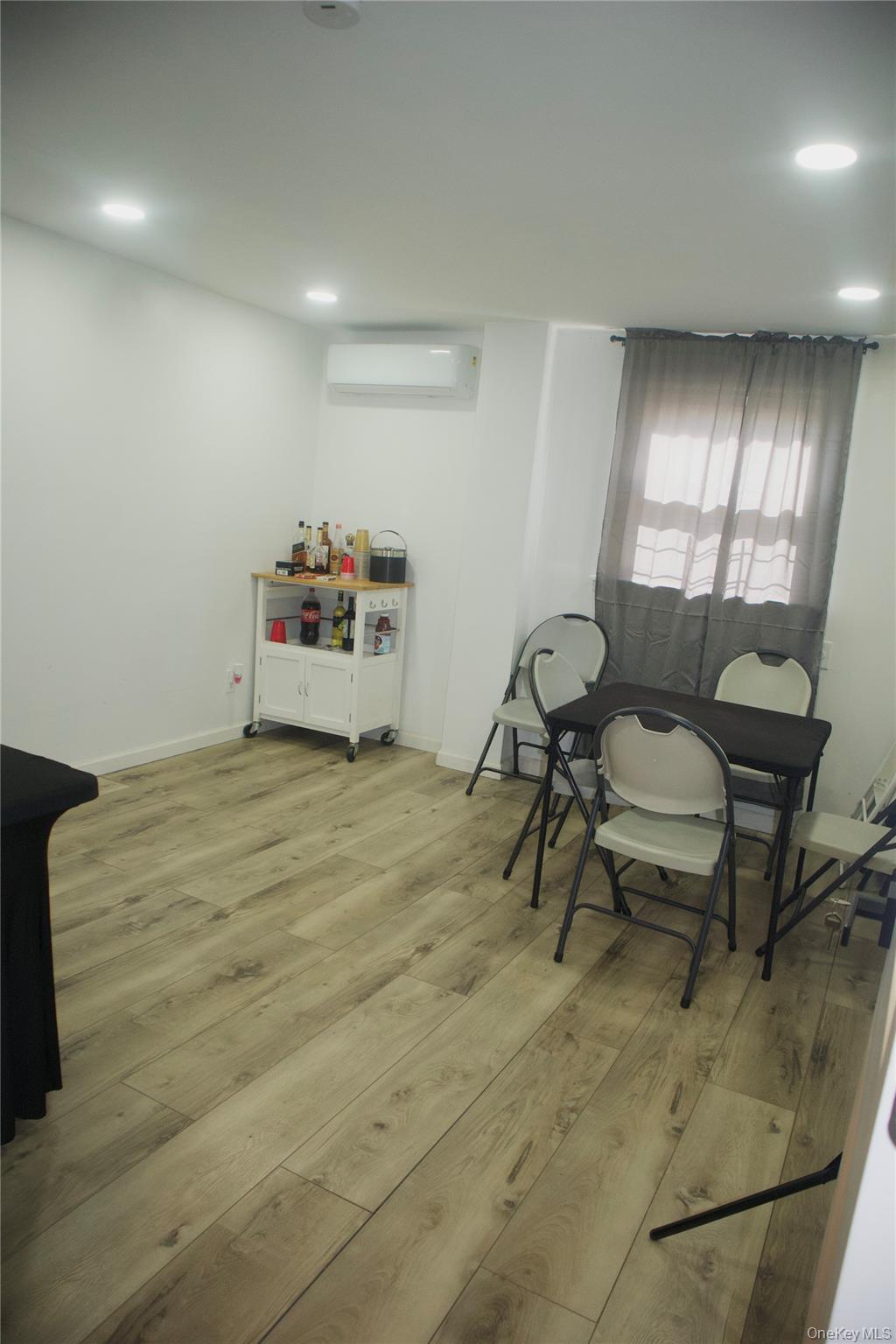 #18 photo, 147-15 223rd Street, קווינס Springfield Gardens , NY 11413