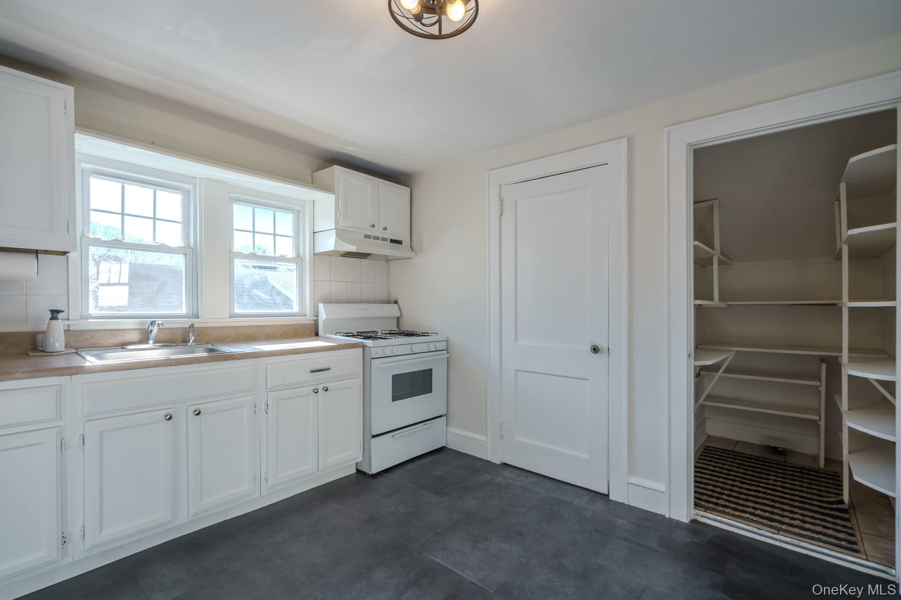 #2 photo, 52 Irma Avenue, Port Washington , NY 11050