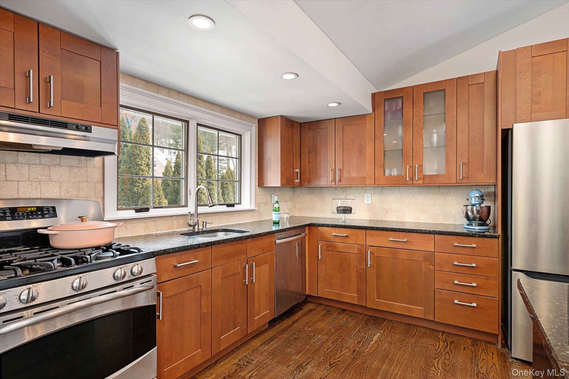 #11 photo, 244 Woodbine Avenue, Northport , NY 11768