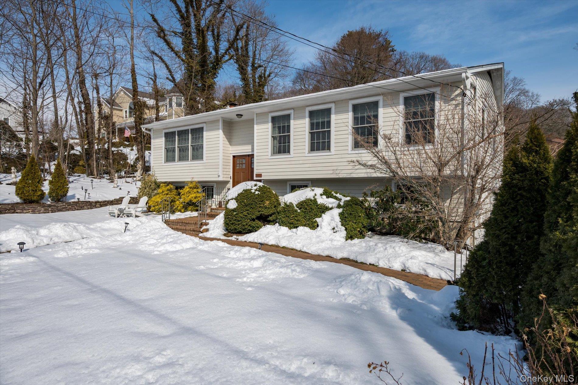 #3 photo, 244 Woodbine Avenue, Northport , NY 11768