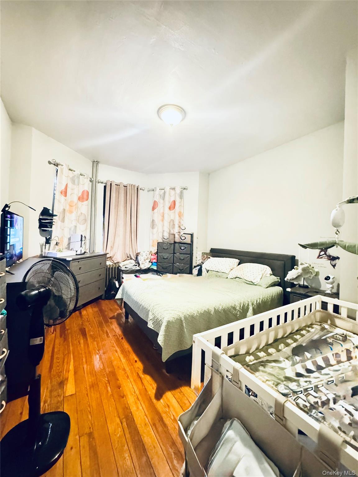 #4 photo, 94-32 86th Road, Woodhaven , NY 11421