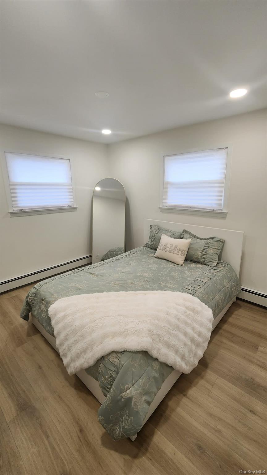 #9 photo, 46 W Clearwater Road, Lindenhurst , NY 11757