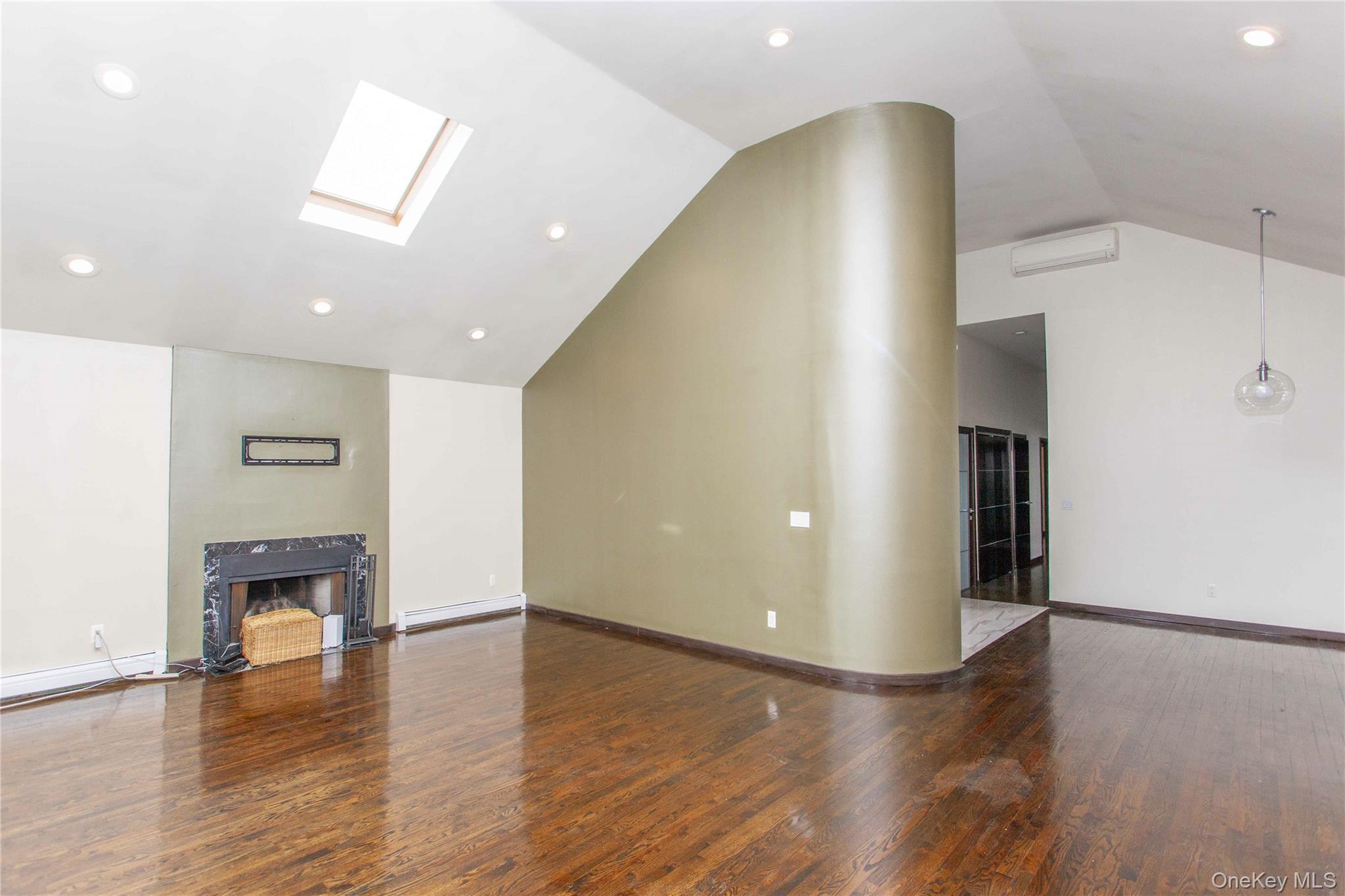 #6 photo, 428 E Harrison Street, Long Beach , NY 11561