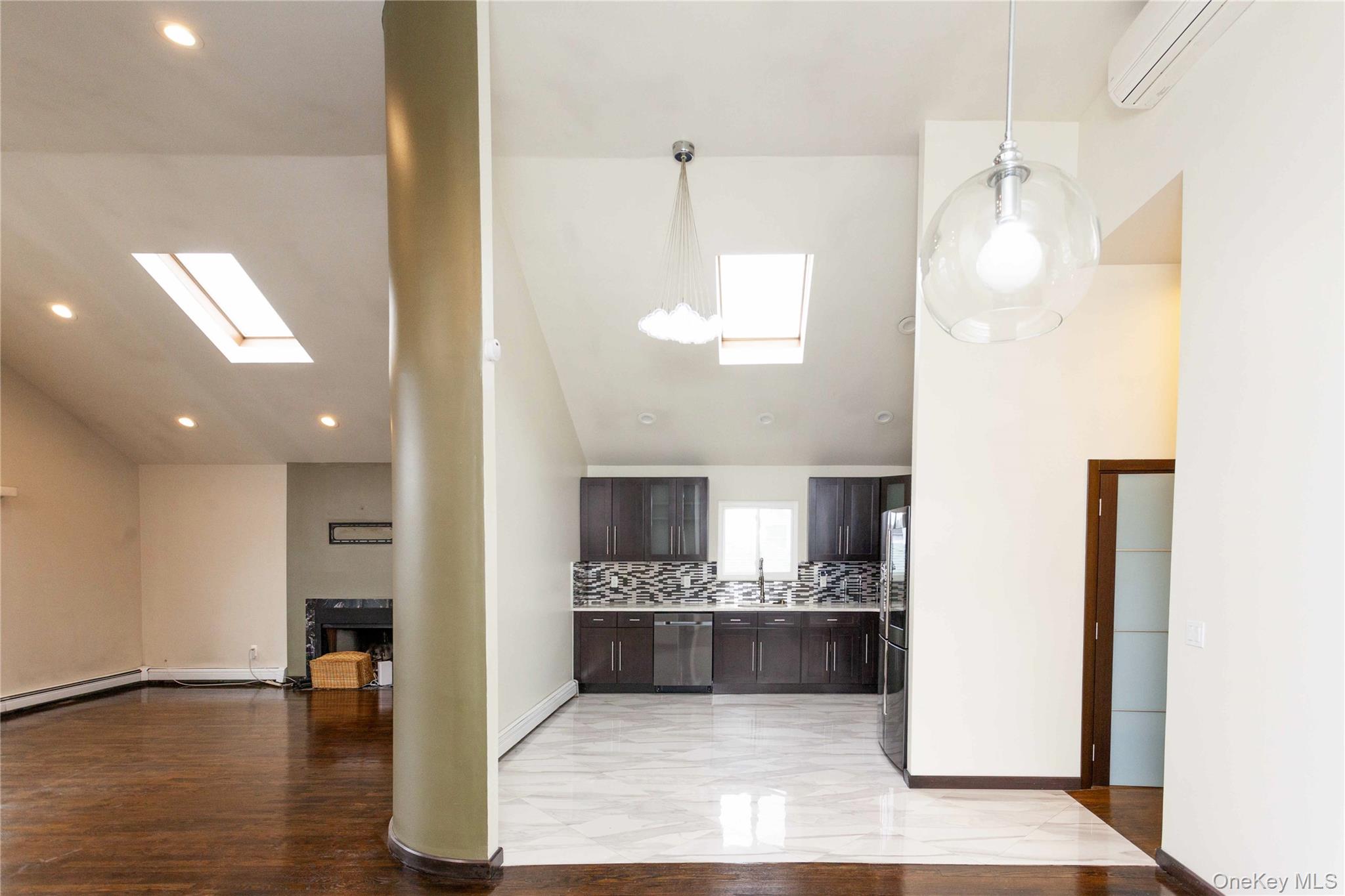 #7 photo, 428 E Harrison Street, Long Beach , NY 11561