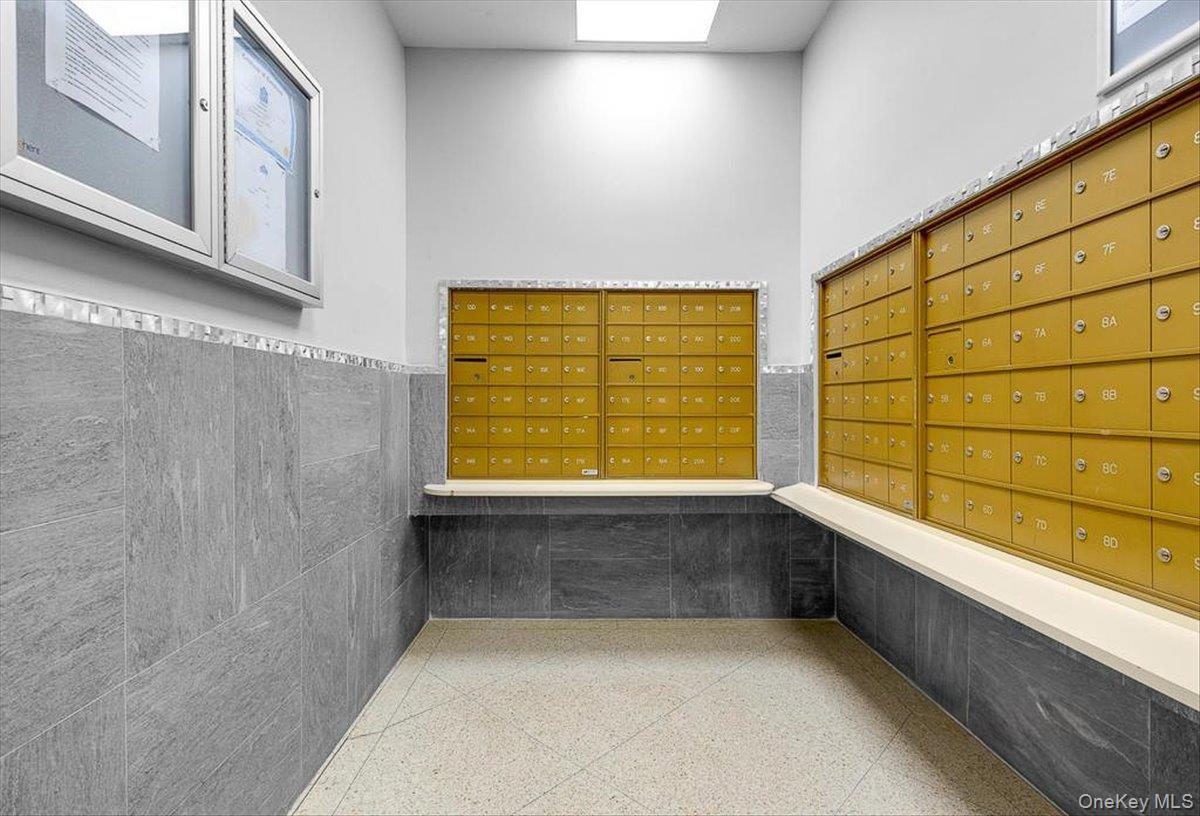 #3 photo, 90-60 Union Turnpike, Glendale , NY 11385