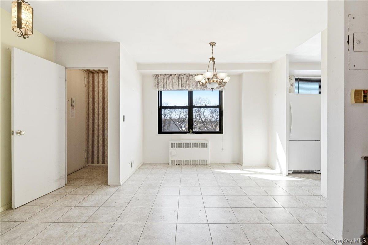 #8 photo, 90-60 Union Turnpike, Glendale , NY 11385