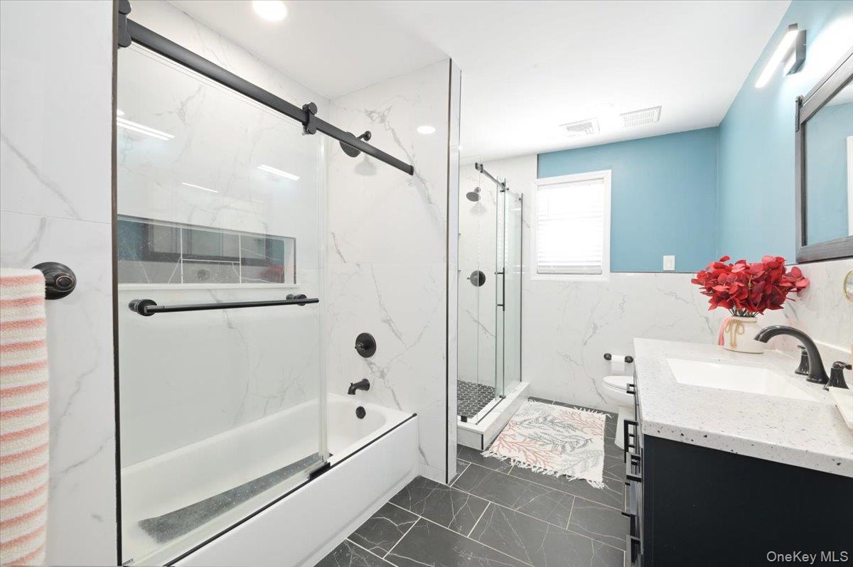 #15 photo, 62 Bayside Avenue, Саффолк ‖ Amityville , NY 11701