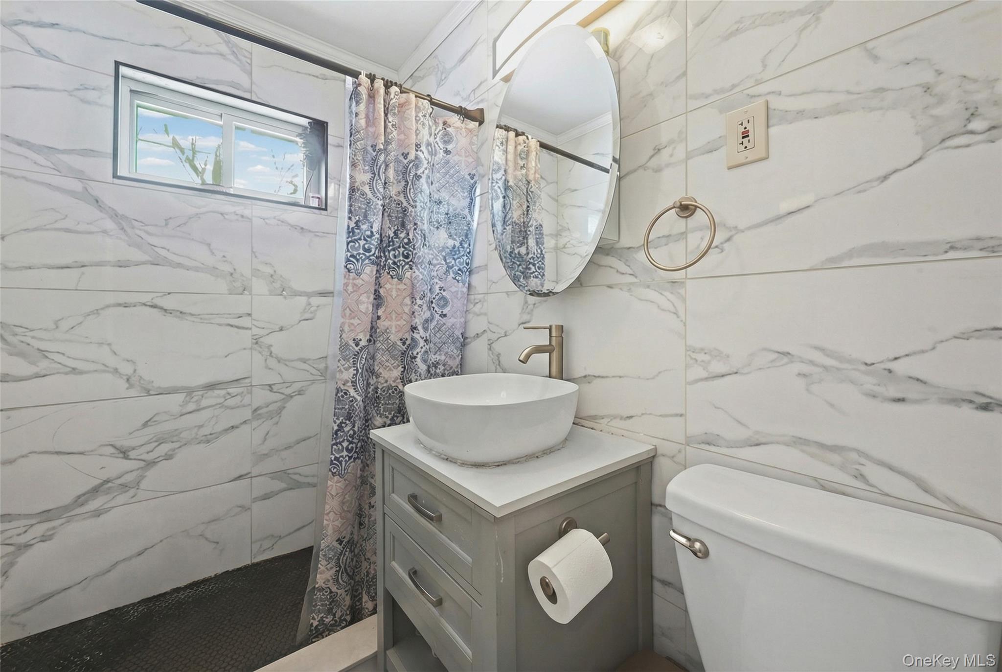 #7 photo, 1733 5th Avenue, 롱 아일랜드 Bay Shore , NY 11706