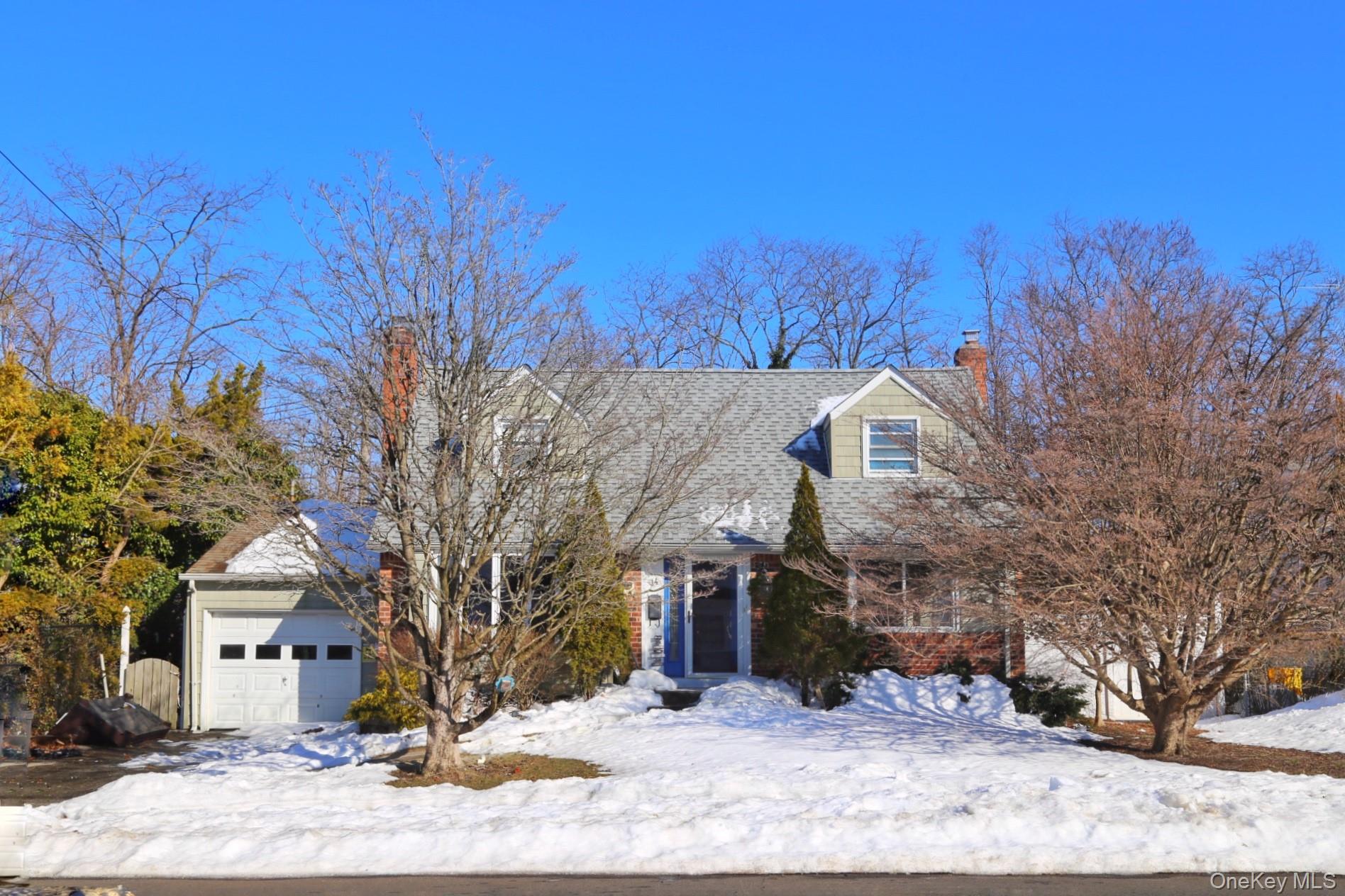 #1 photo, 14 Willets Drive, Syosset , NY 11791