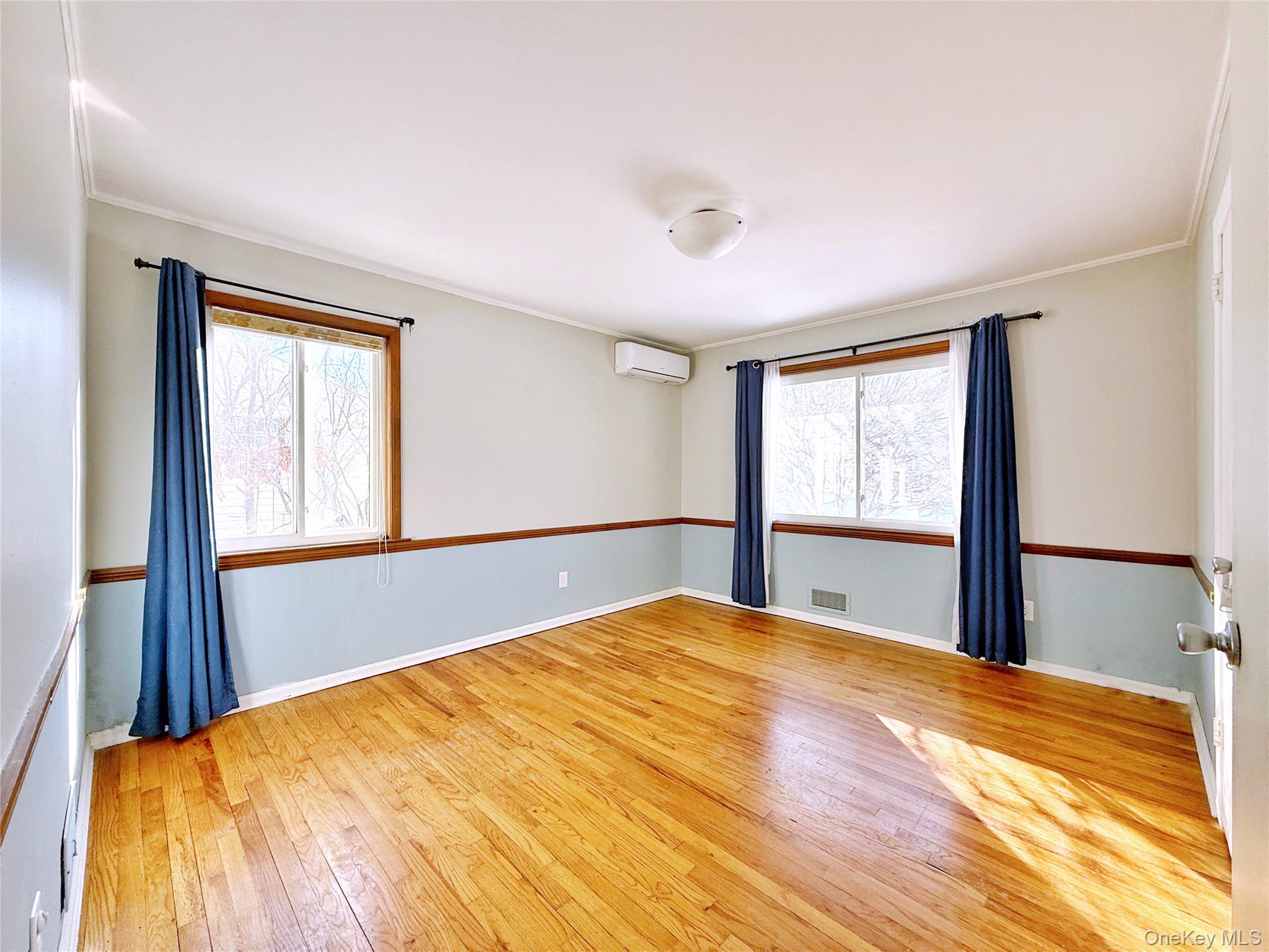 #6 photo, 14 Willets Drive, Syosset , NY 11791