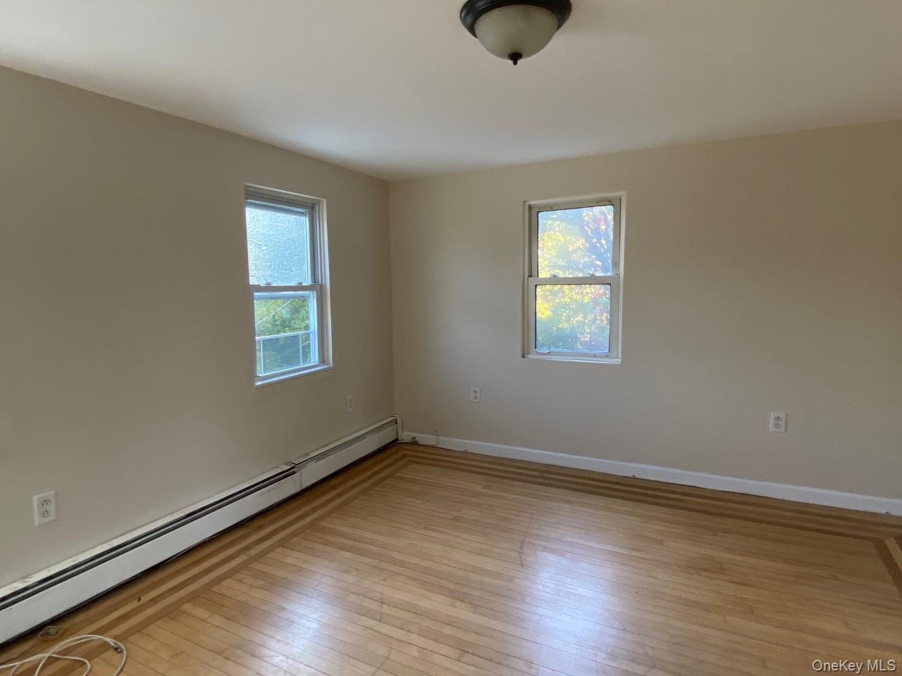 #13 photo, 245-249 Lattintown Road, 뉴욕주 Marlboro , NY 12542