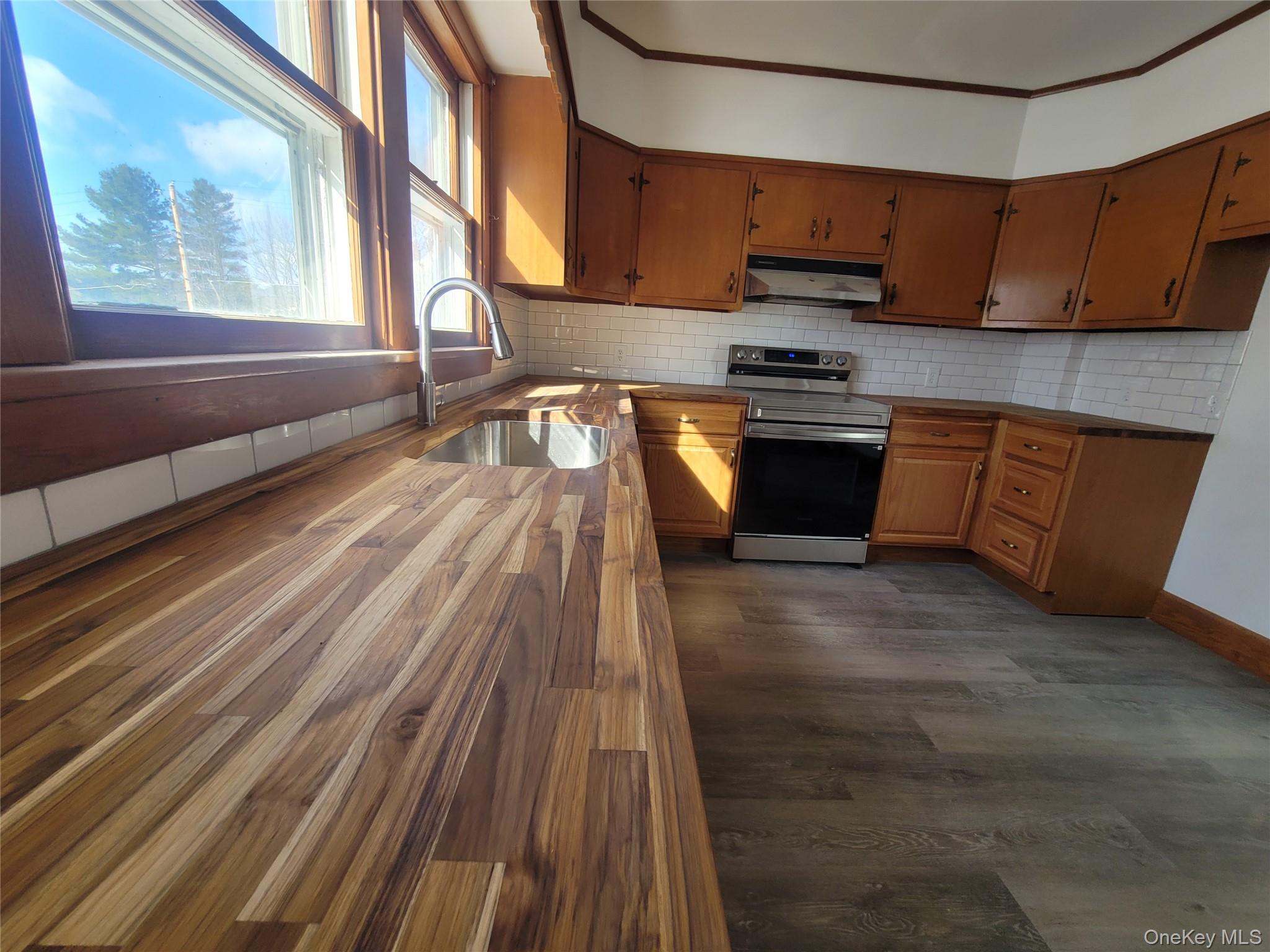 #5 photo, 23 Winslow Place, Liberty , NY 12754