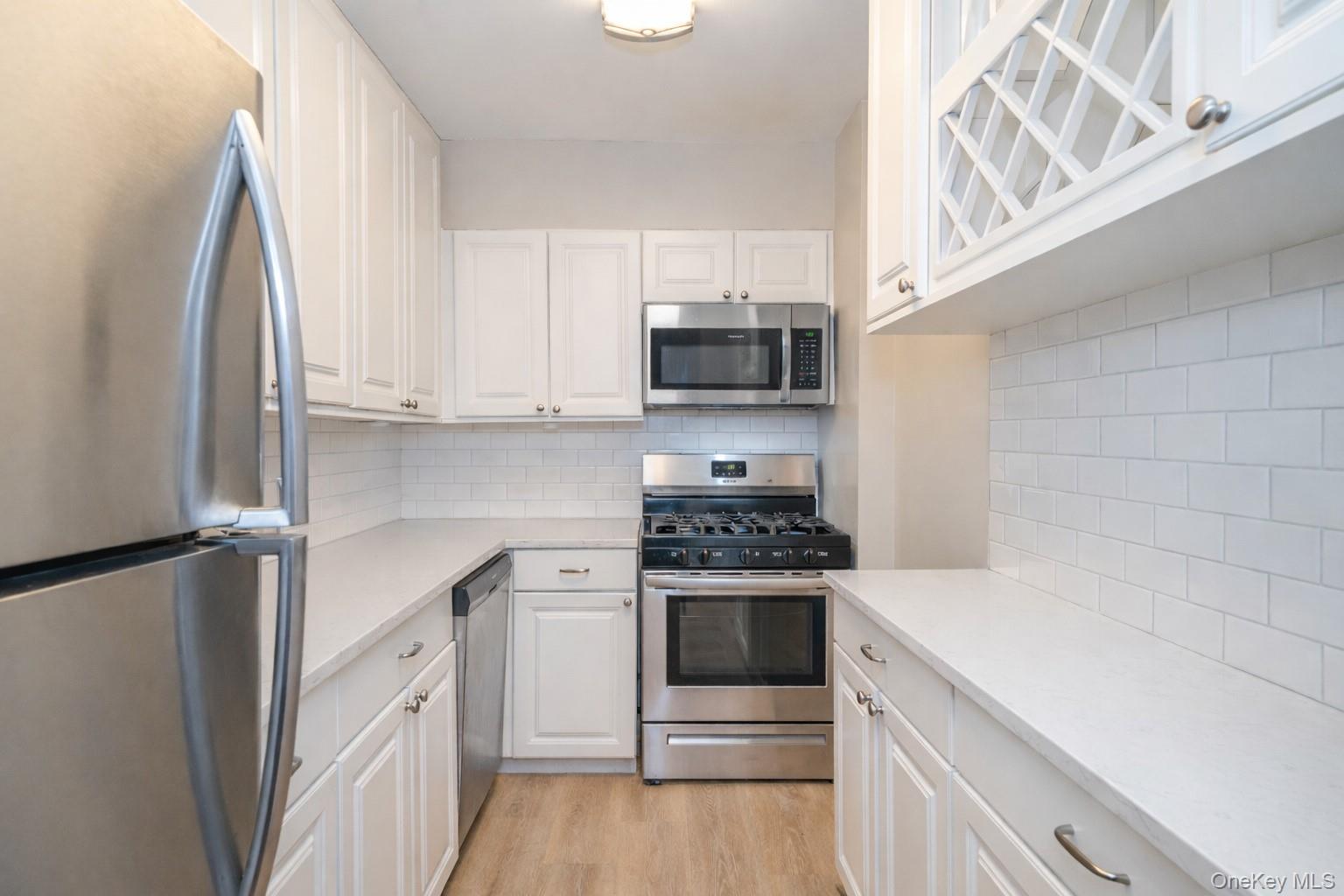 #6 photo, 21 Fairview Avenue, Tuckahoe , NY 10707