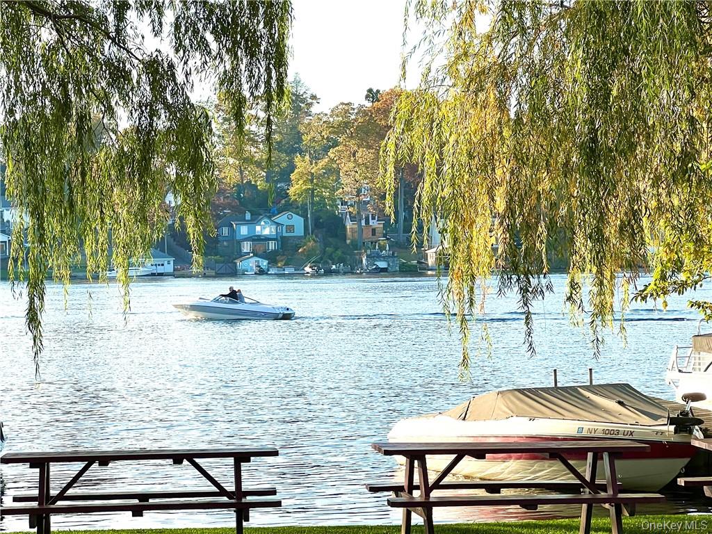 #1 photo, 722 Route 6, Mahopac , NY 10541