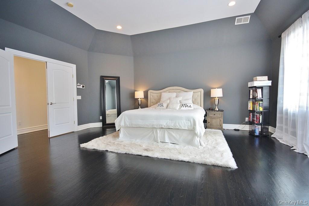 #20 photo, 47 Kayla Lane, Mahopac , NY 10541