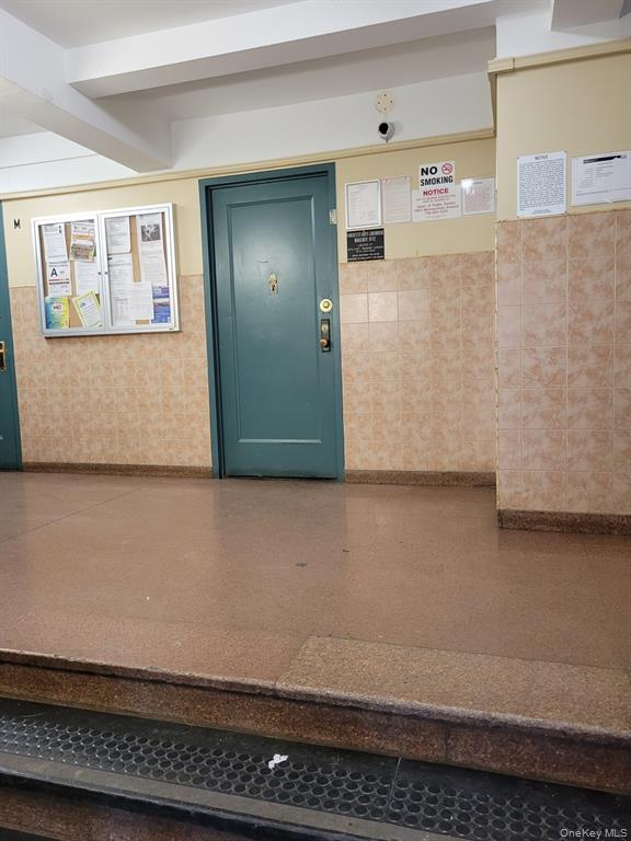 #11 photo, 1503 Metropolitan Avenue, Бронкс ‖ Bronx , NY 10462