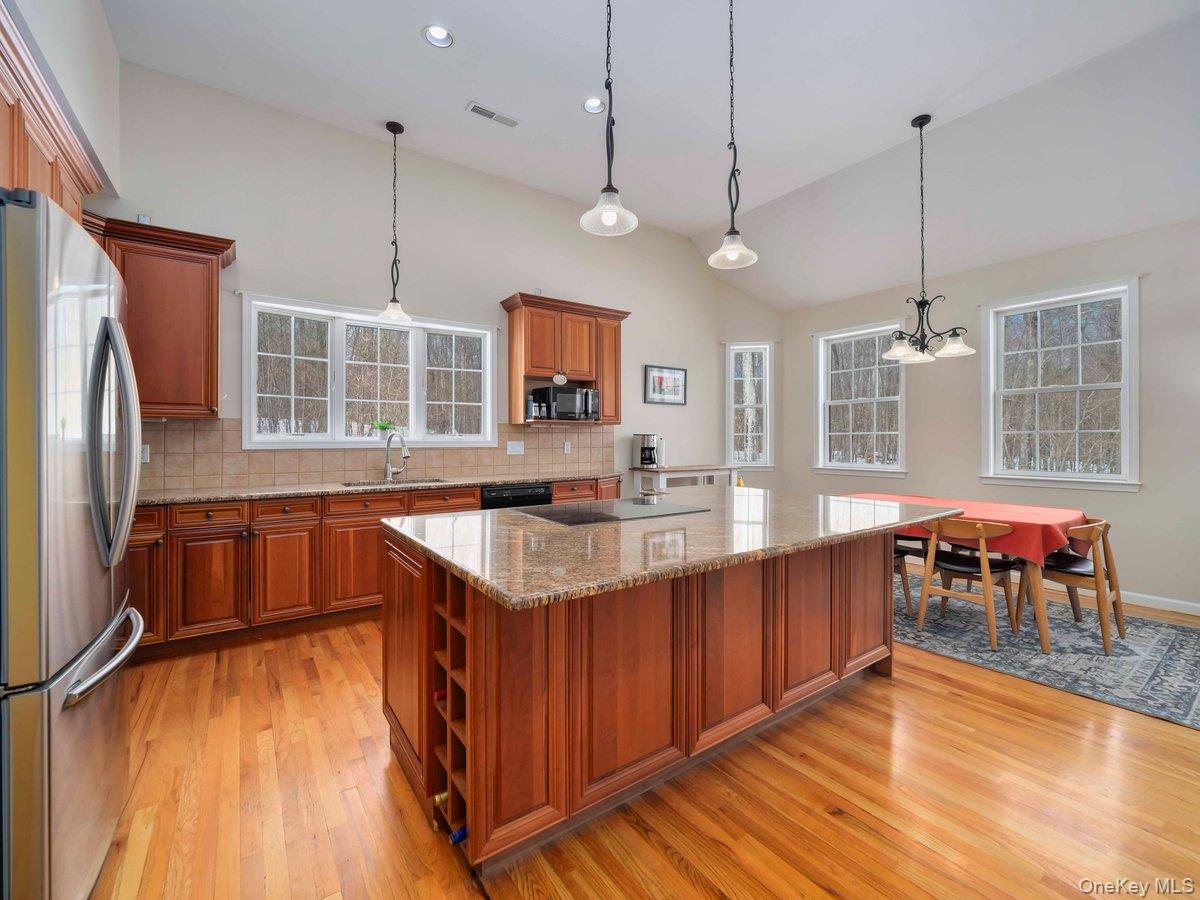 #5 photo, 36 Horseshoe Path, Pawling , NY 12564