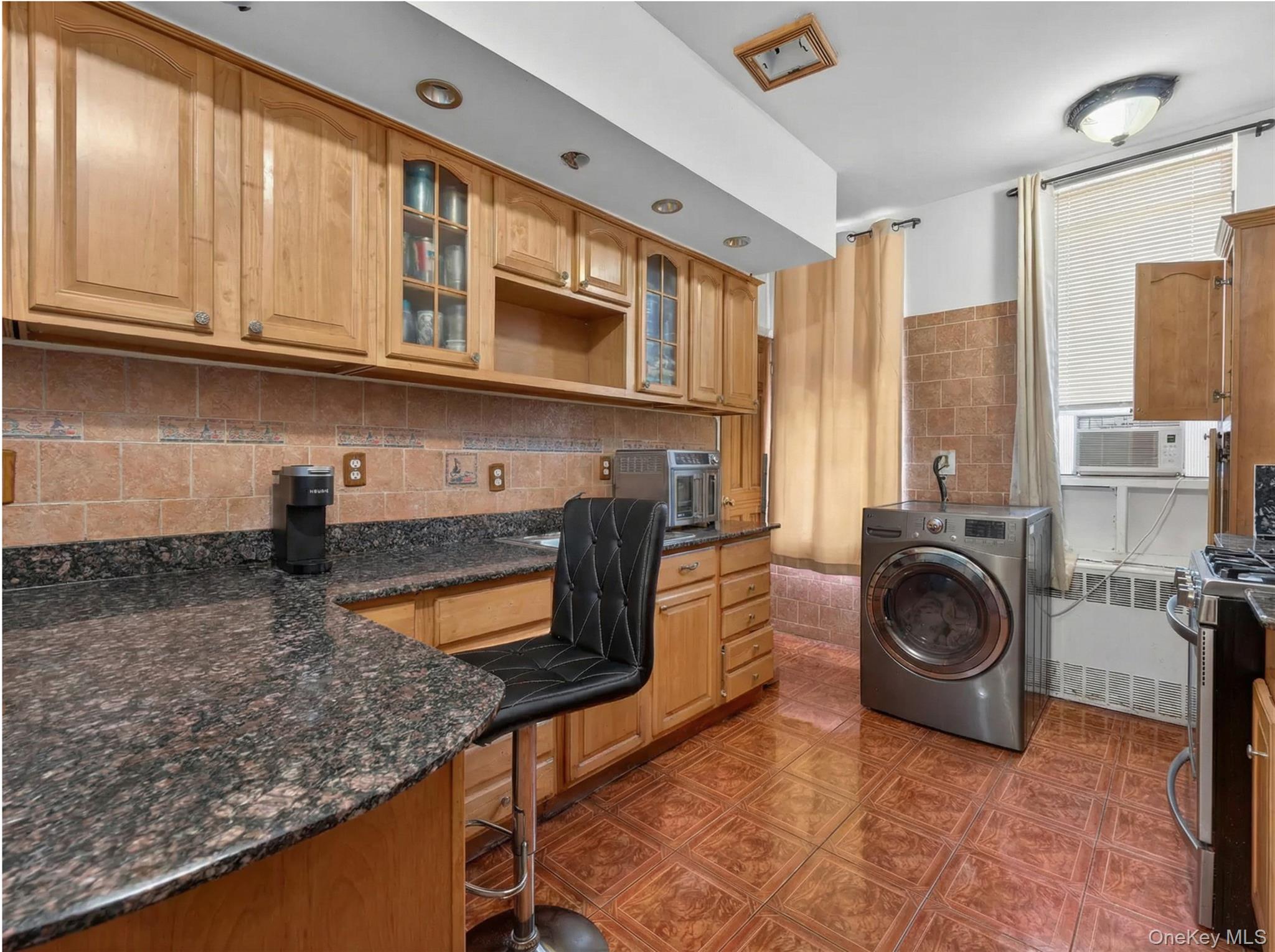 #3 photo, 1434 Greene Avenue, Brooklyn , NY 11237