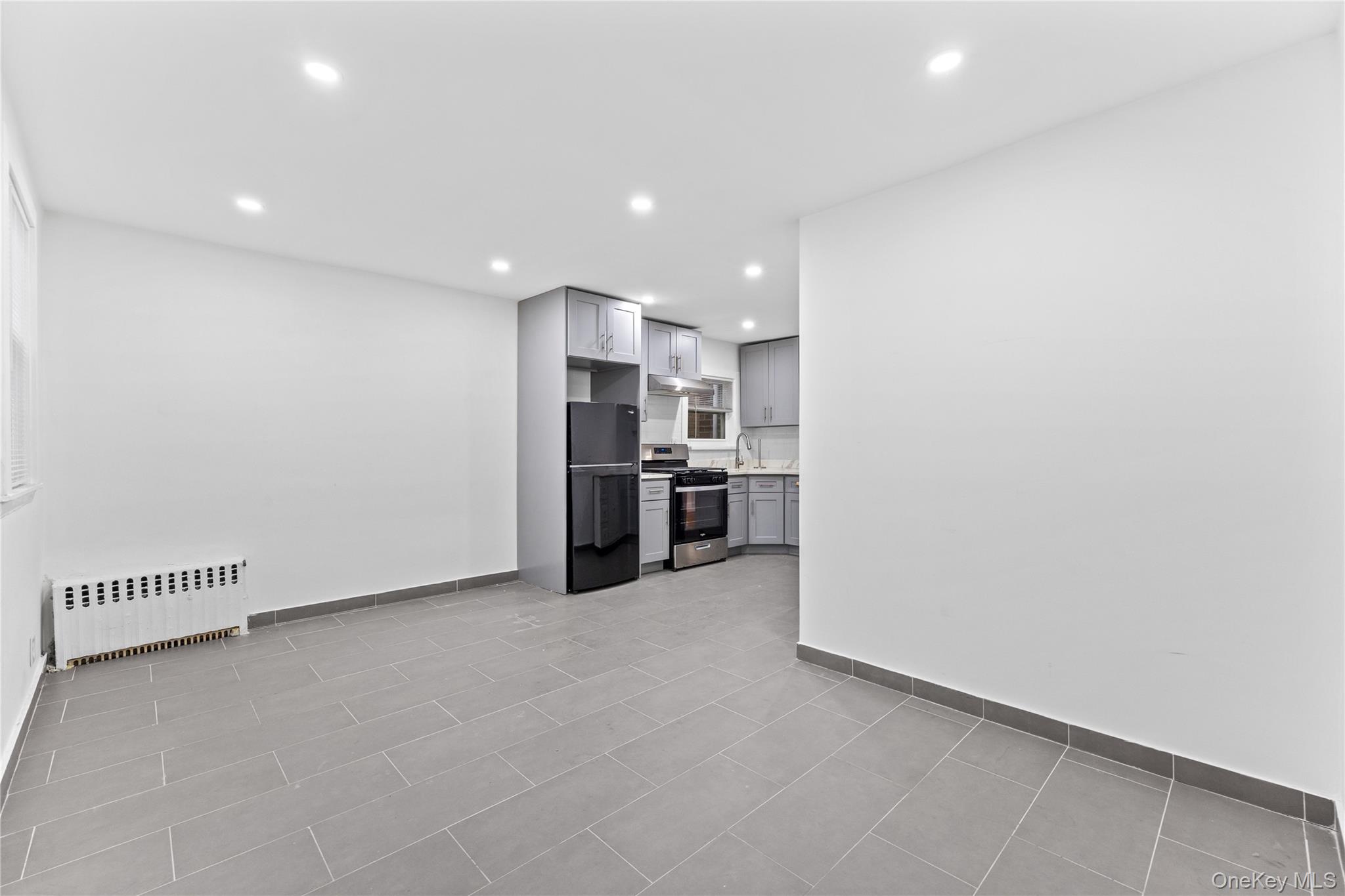 #12 photo, 28-44 47th Street, Astoria , NY 11103