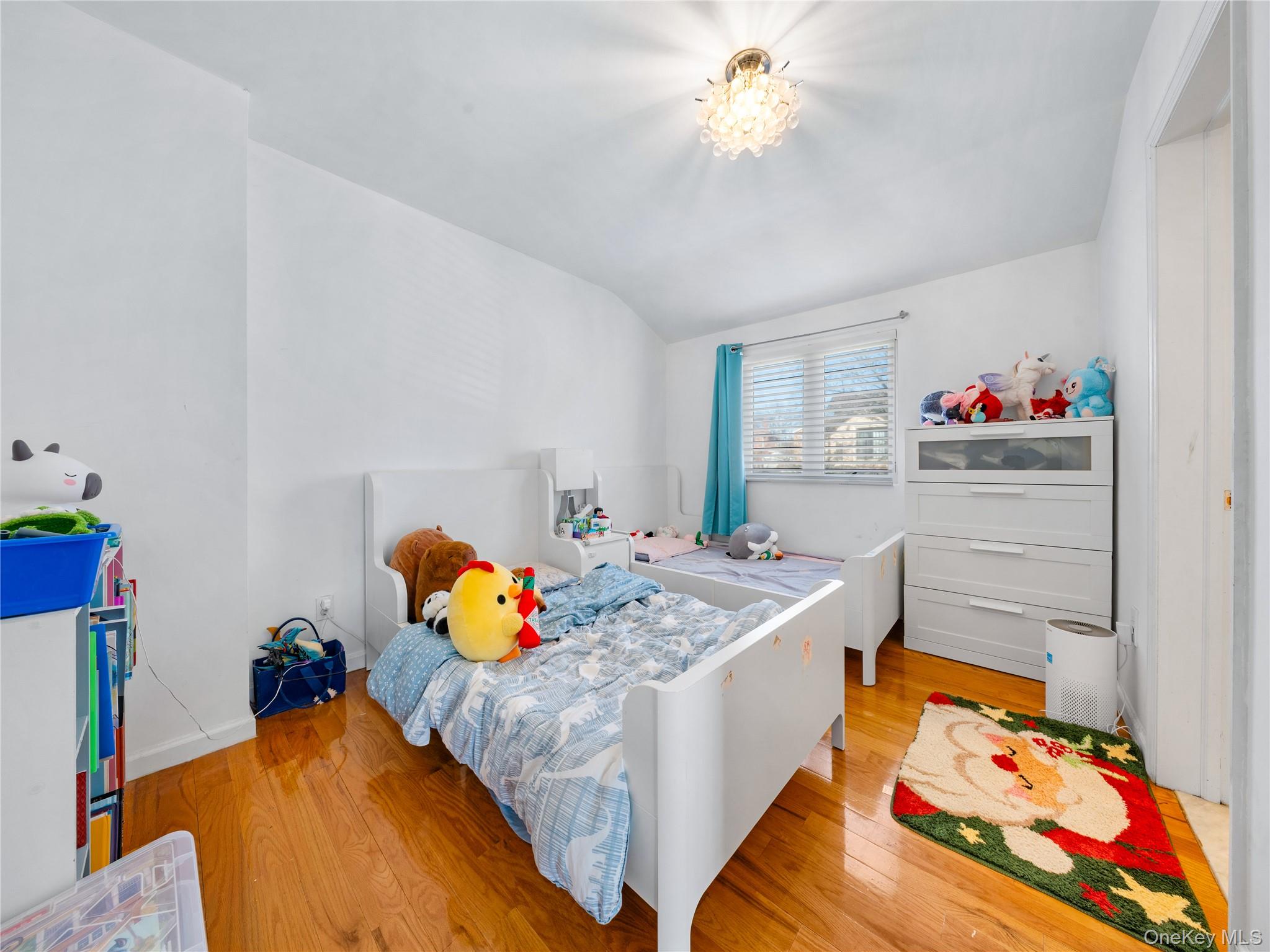 #19 photo, 24571 61st Avenue, Little Neck , NY 11362