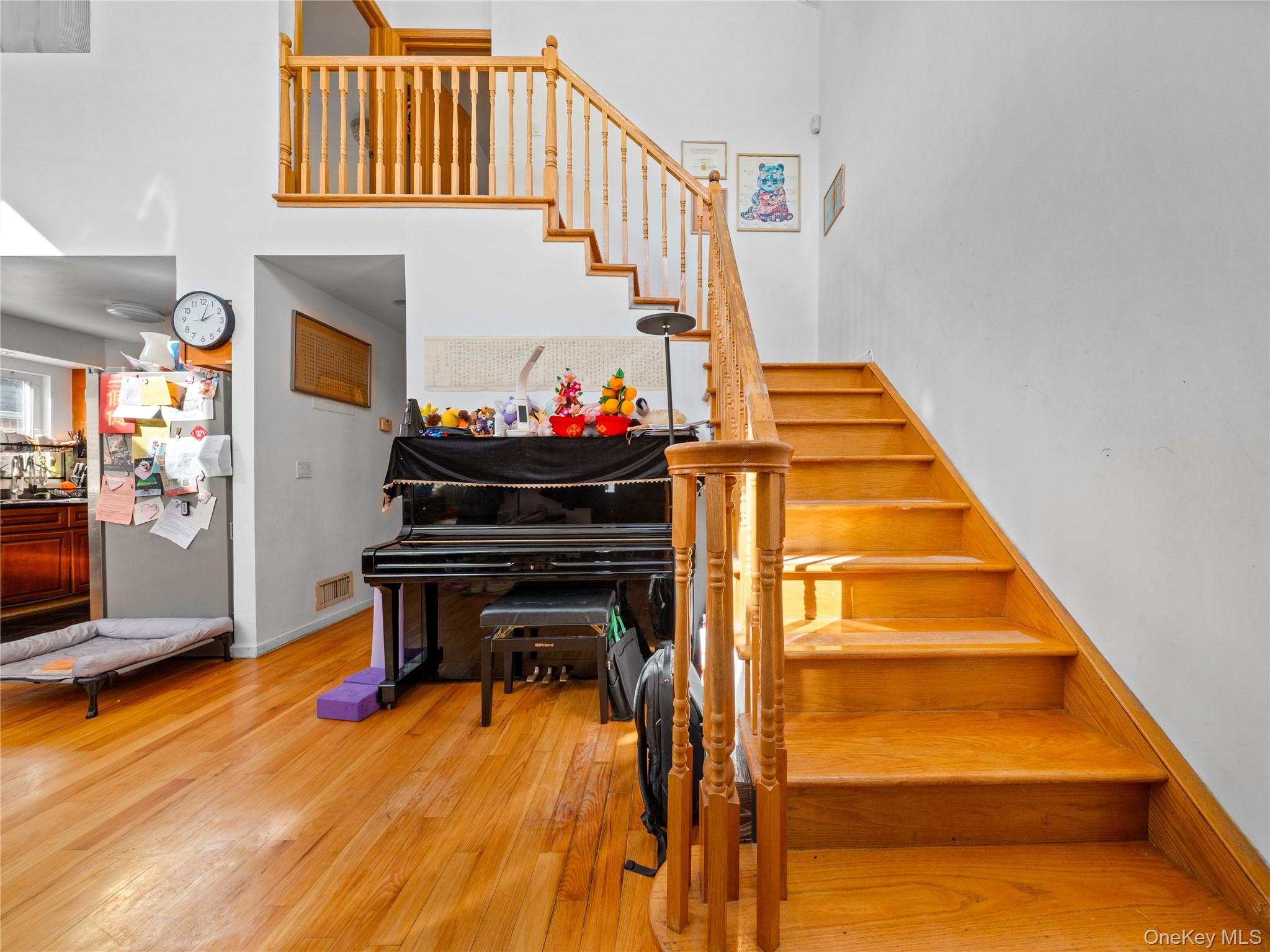 #3 photo, 24571 61st Avenue, Little Neck , NY 11362