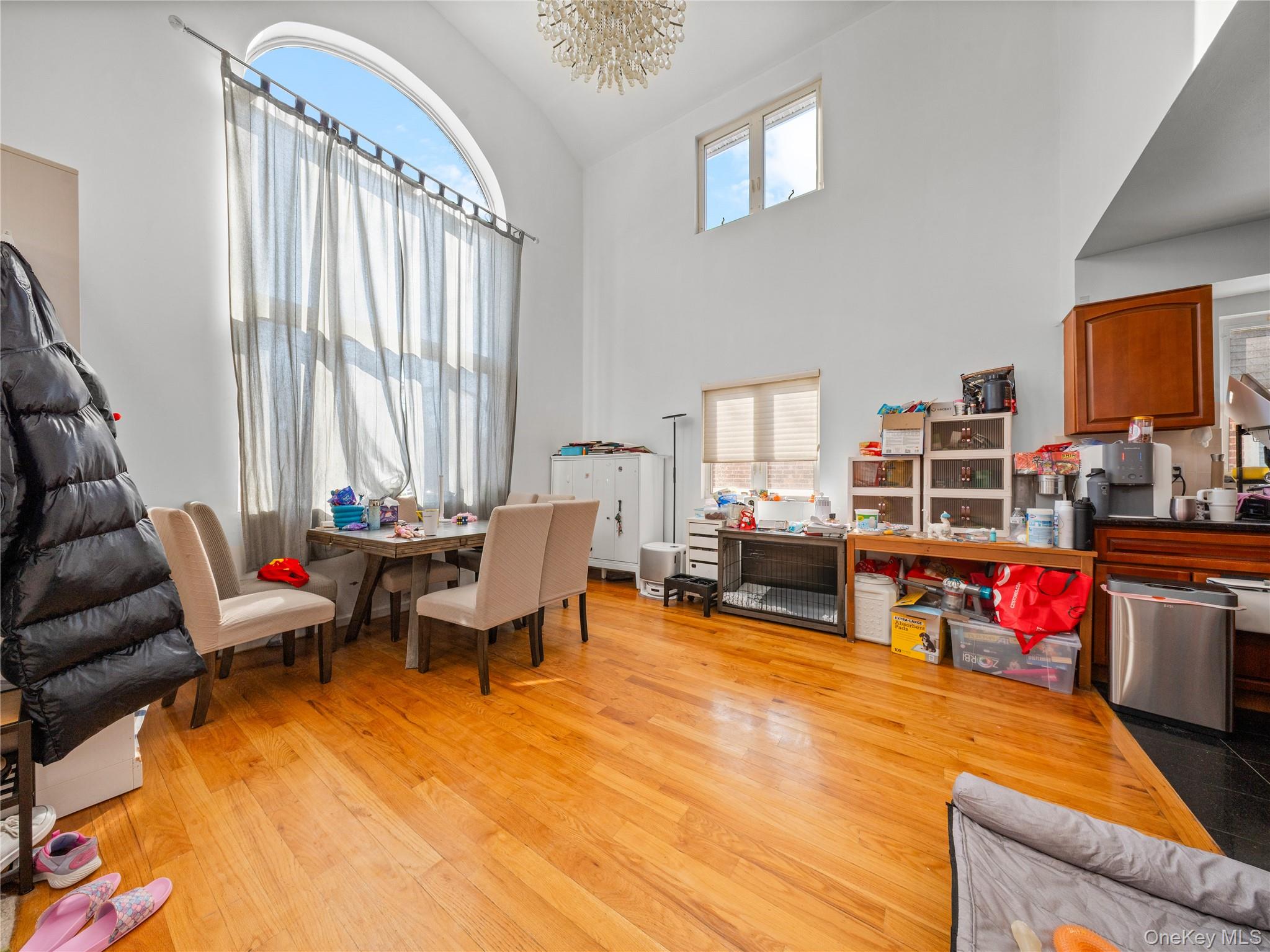 #7 photo, 24571 61st Avenue, Little Neck , NY 11362